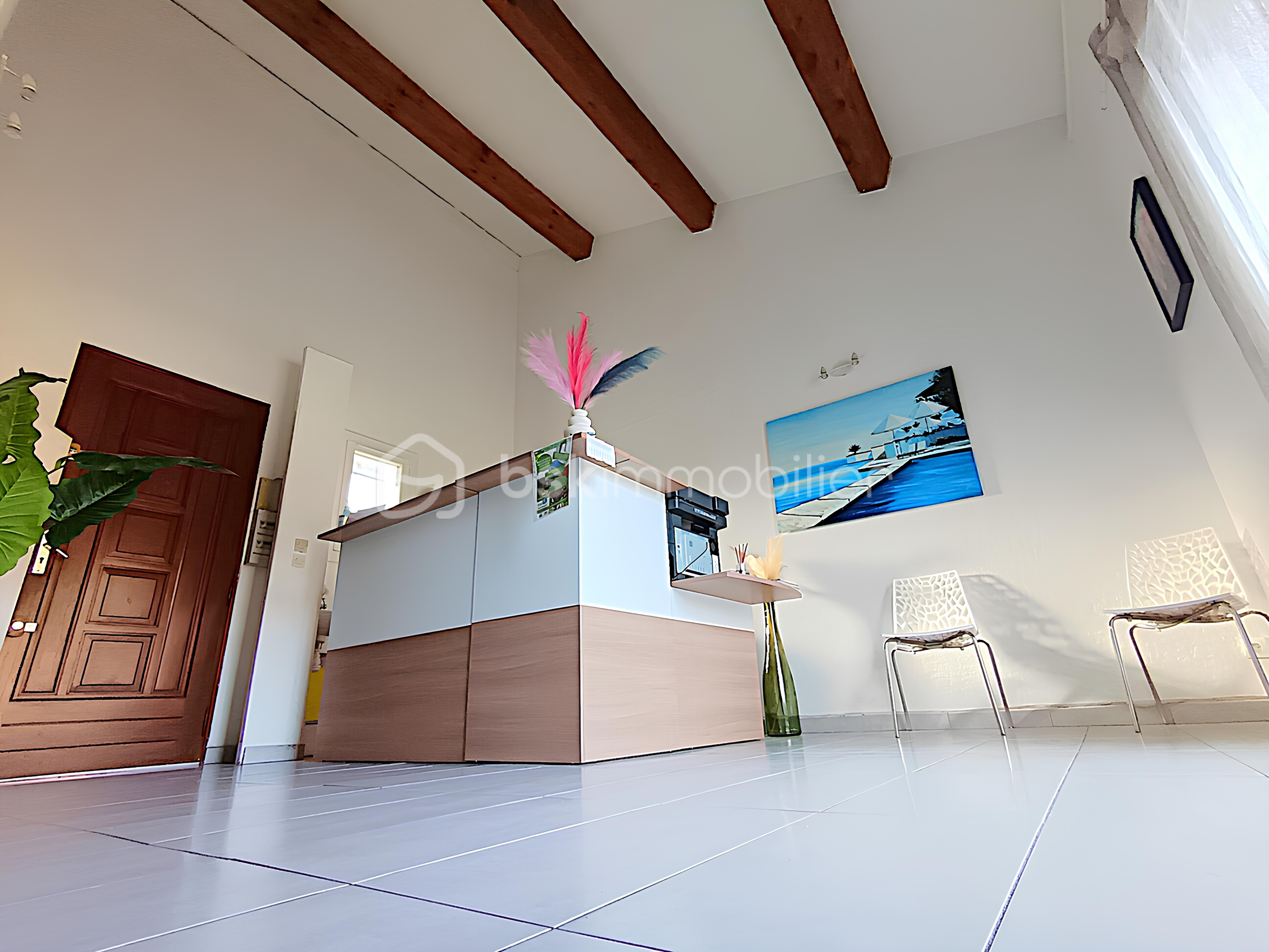 Bureau de 50,20 m² - 10 Séjour 1.jpg