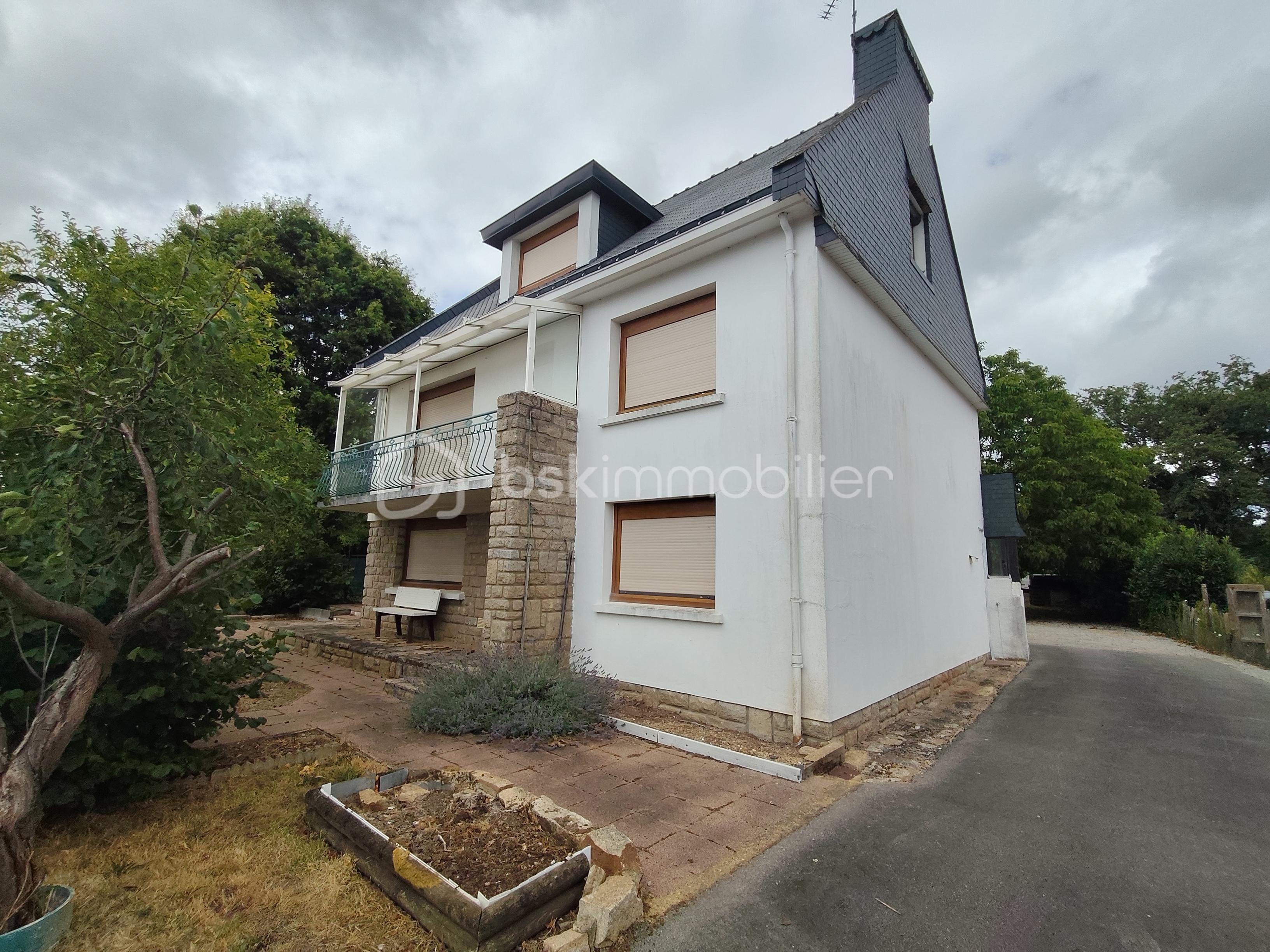 Maison 9 pièces 151 m² · à Ploeren · 151 m² · 362 500 €