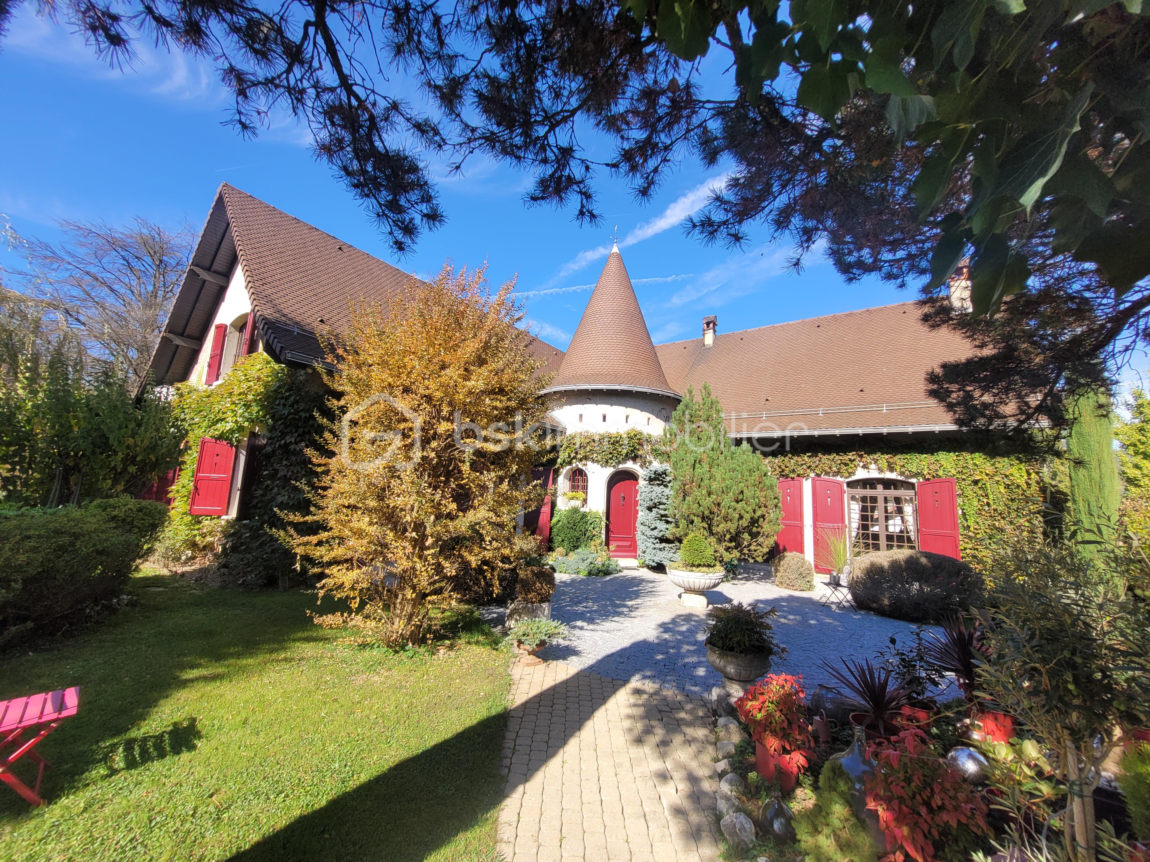 Maison de maitre de 360 m²