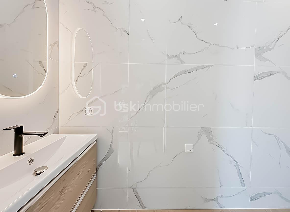 Maison contemporaine de 170 m² - PHOTO-2026-01-13-00-16-38 8.jpg