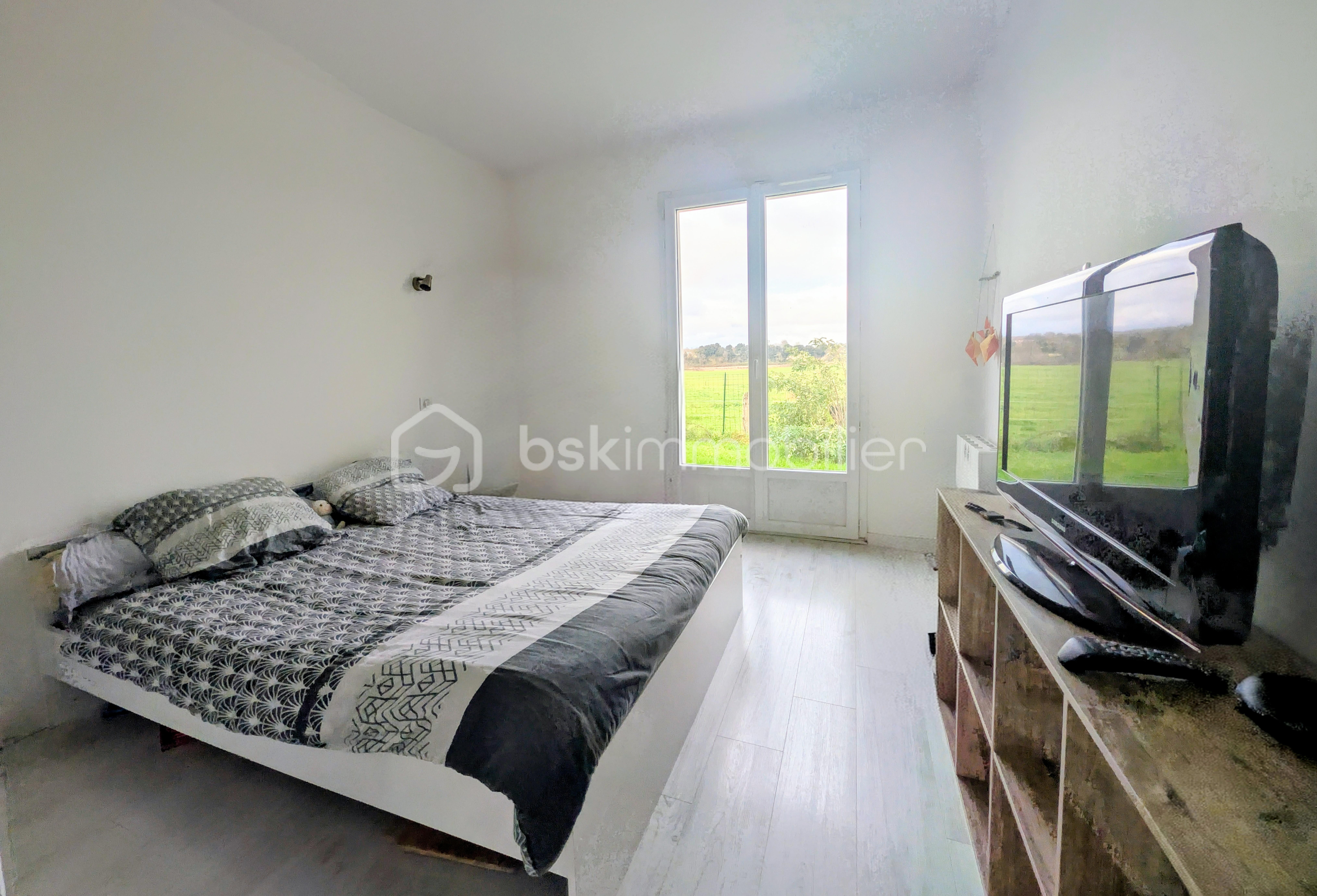 Maison traditionnelle de 115 m² - PXL_20251211_143829667~2.jpg