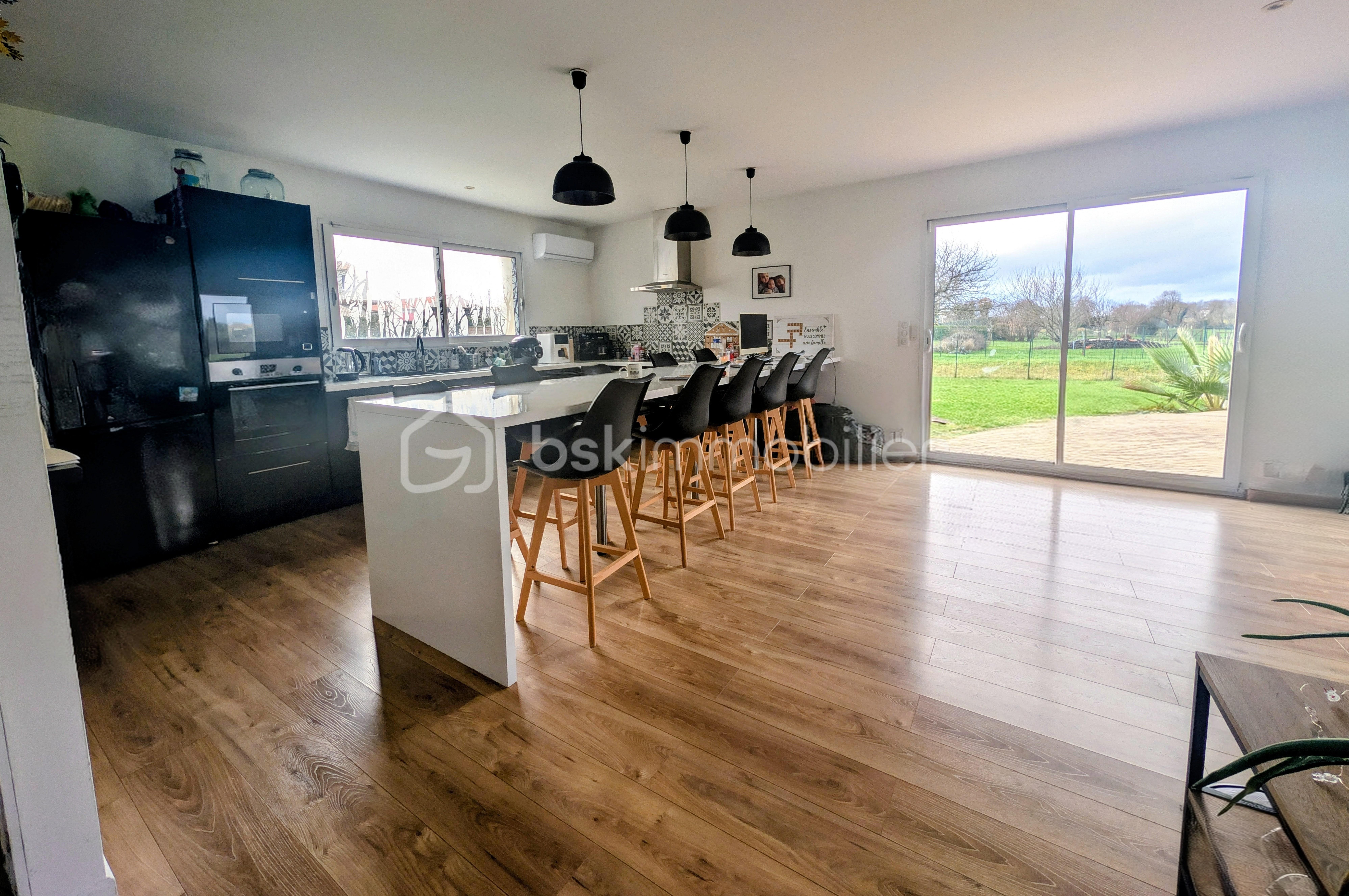 Maison traditionnelle de 115 m² - PXL_20251211_143714065~3.jpg