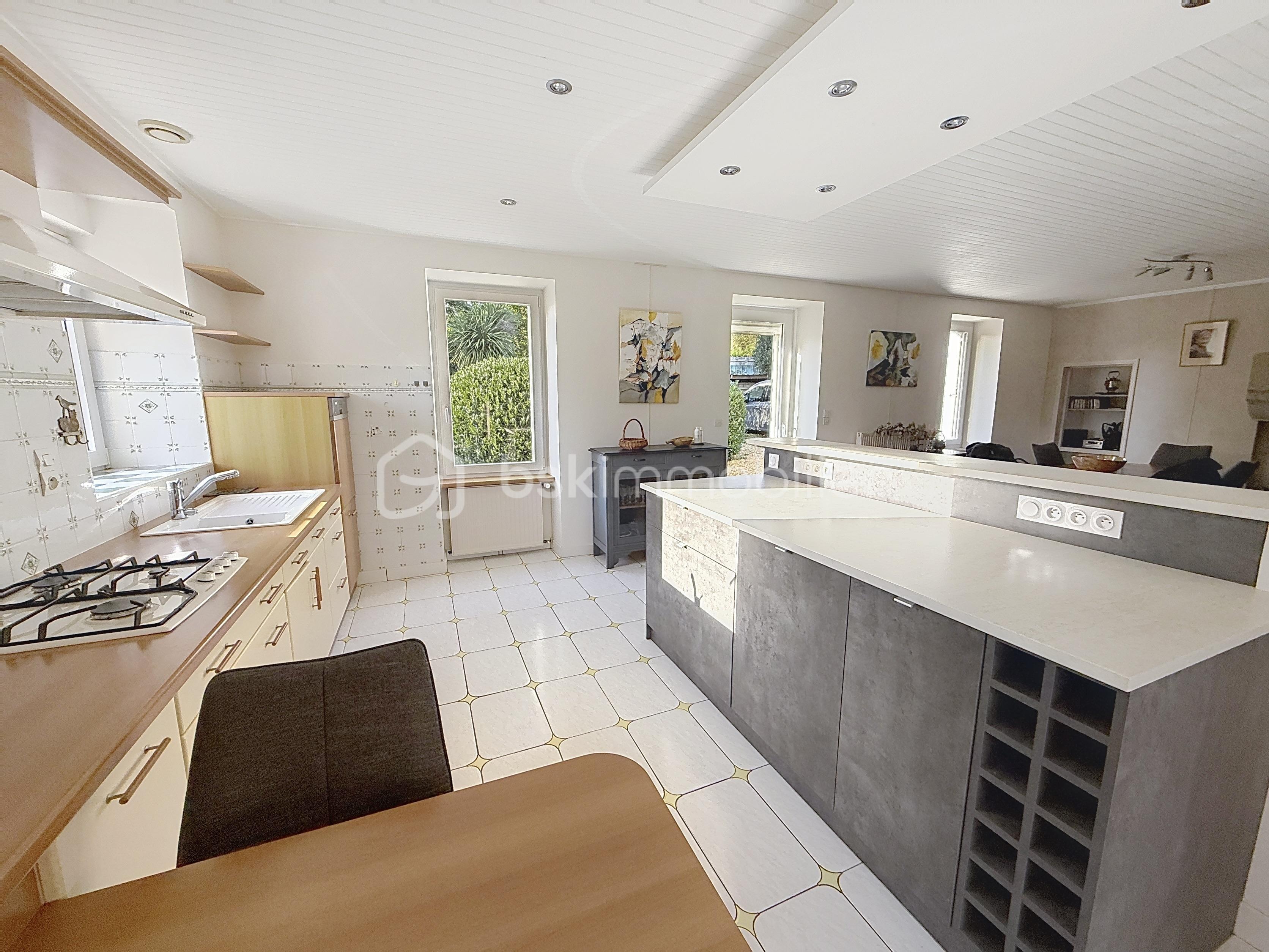 Maison de 223 m² - 3.jpeg