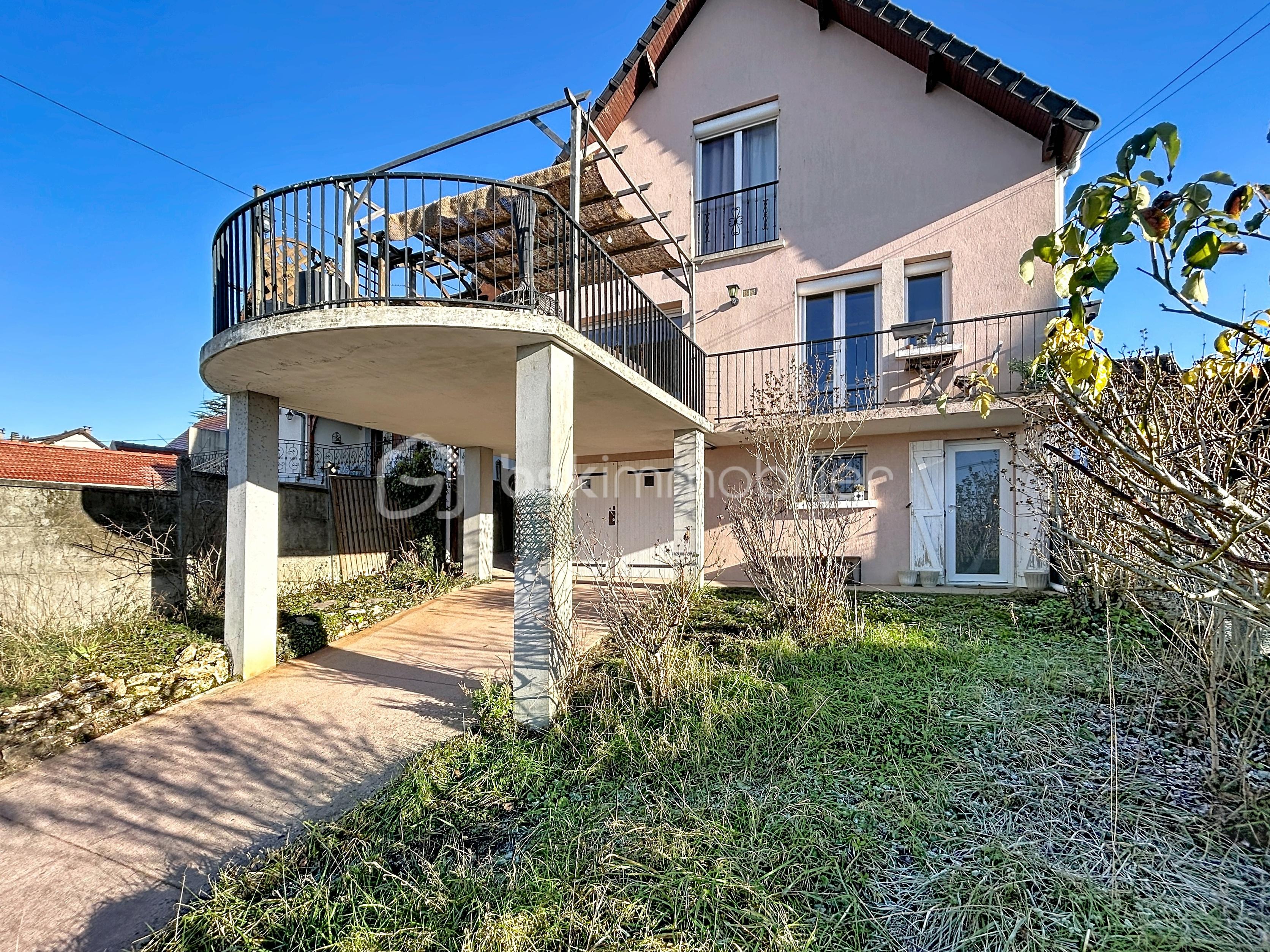 Villa de 160 m² - chemin-des-lorittes_00003 copie.jpg