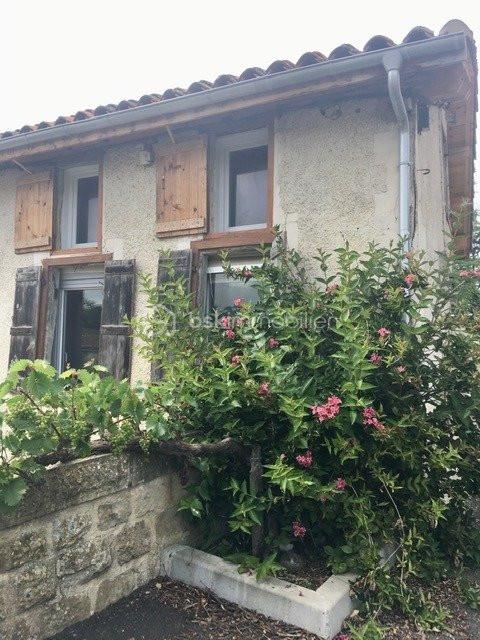 Maison de village de 65 m²