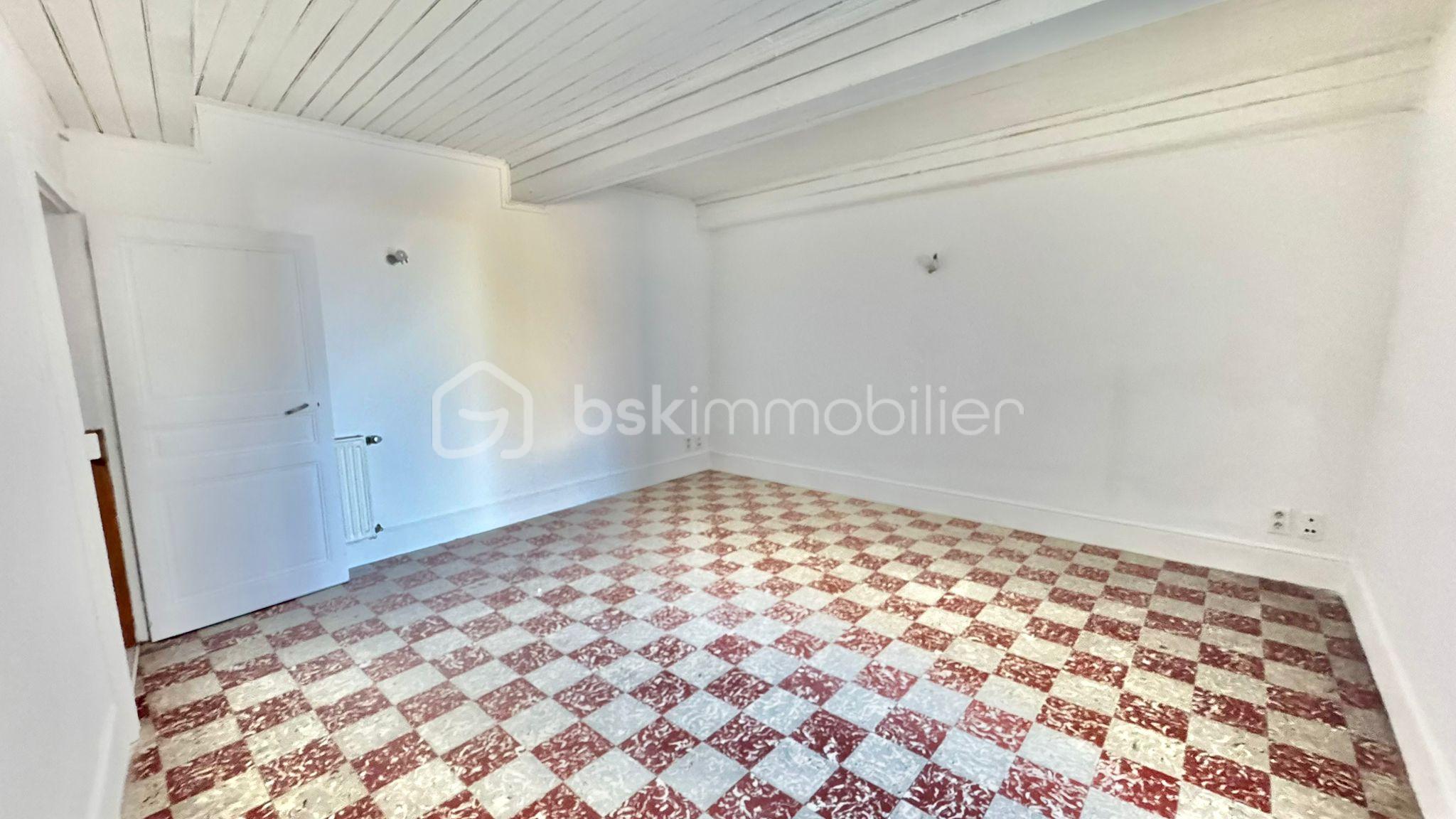 Maison ancienne de 140 m² - WhatsApp Image 2025-12-09 à 14.59.25_1d1b0b2e.jpg