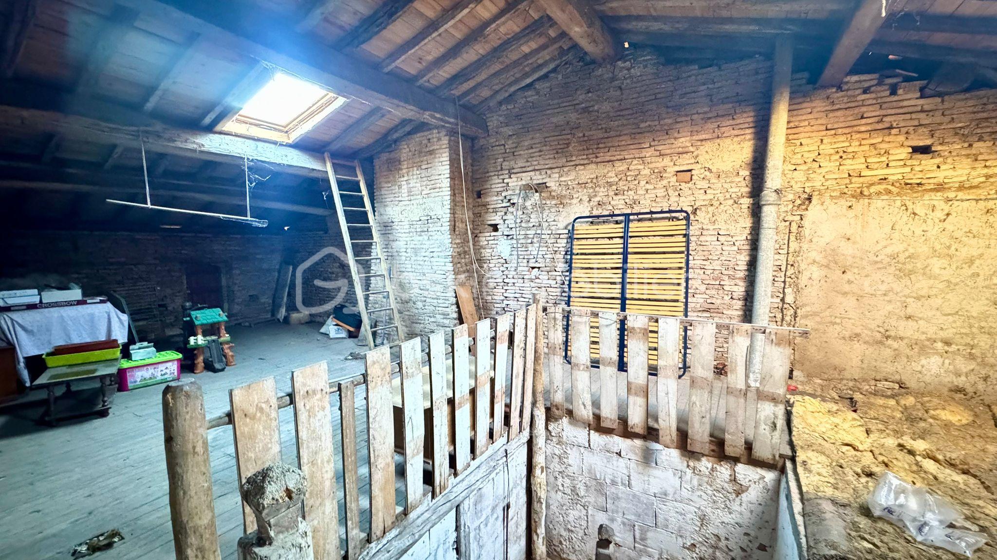 Maison ancienne de 140 m² - WhatsApp Image 2025-12-09 à 14.59.24_22bb0293.jpg