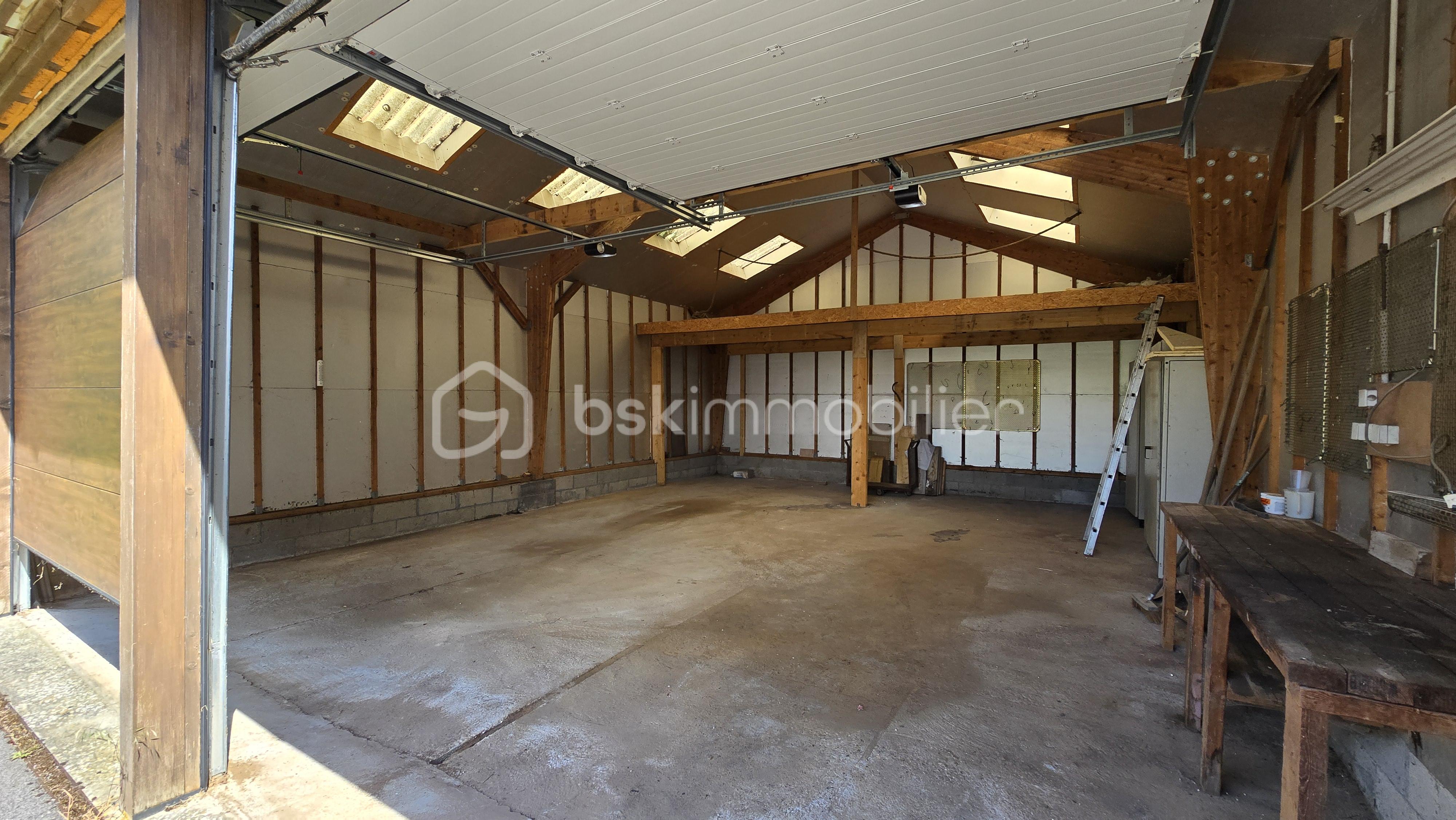garage.jpg