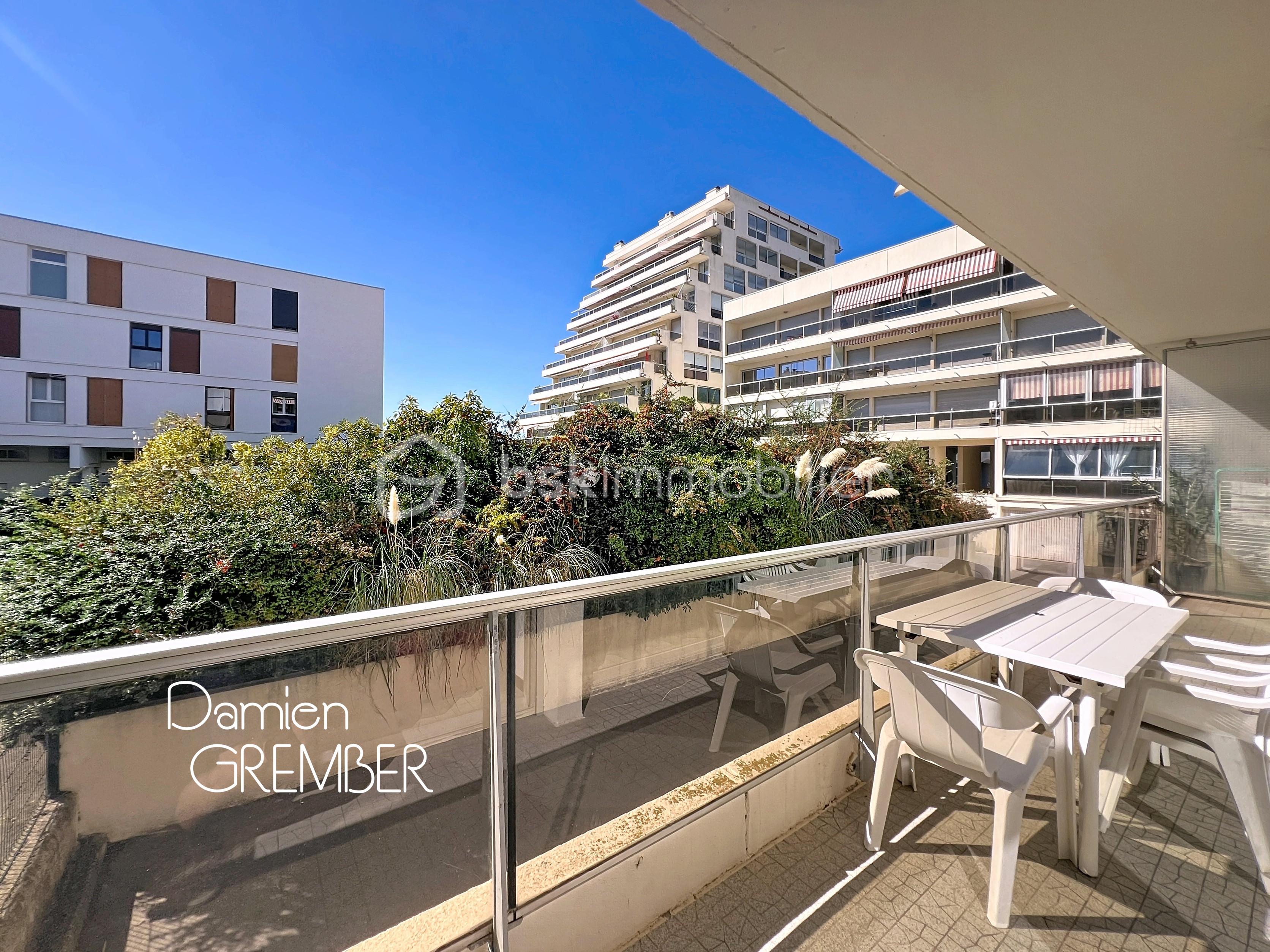 Appartement de 81,11 m² - loggia.jpg