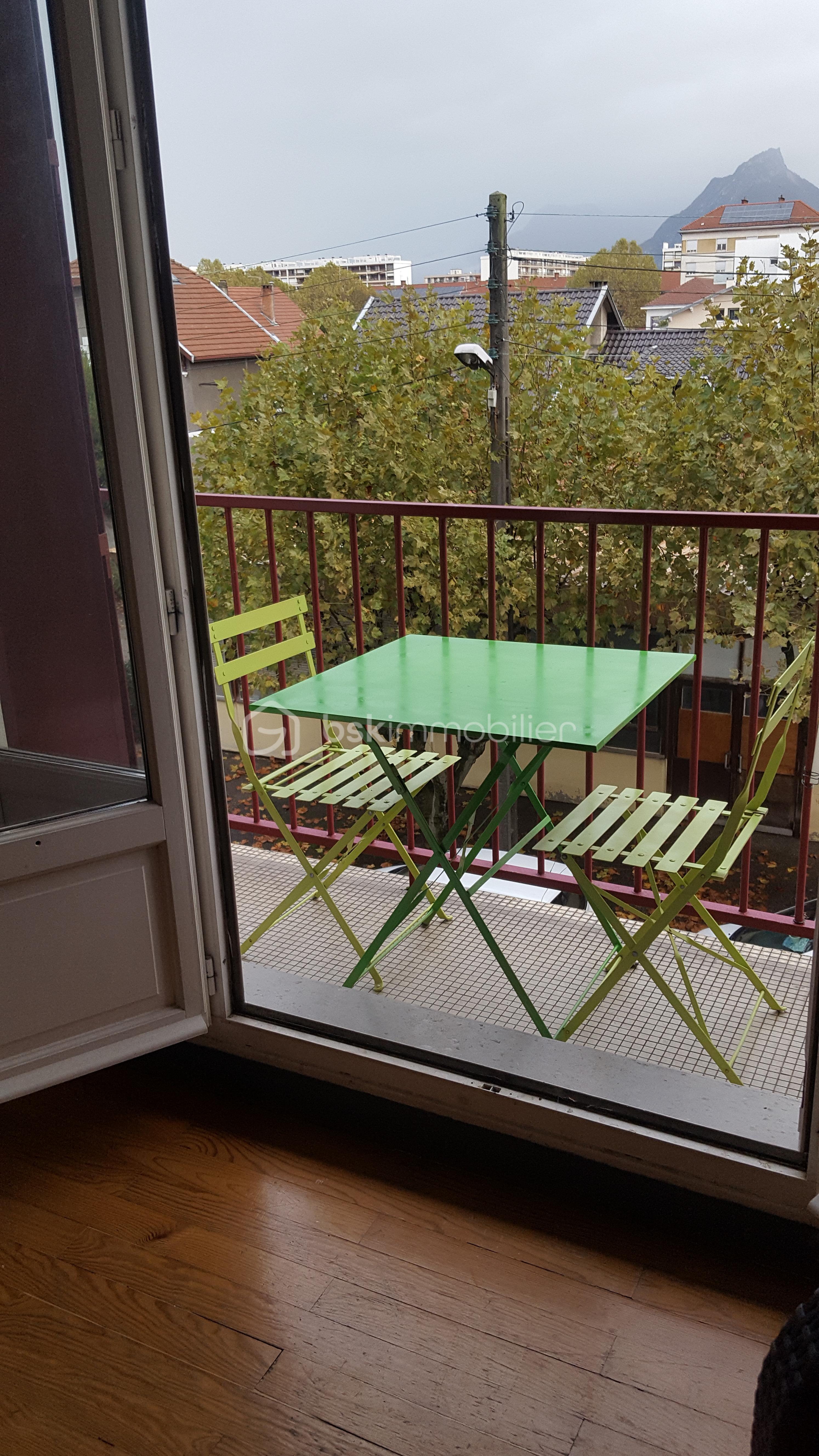 Appartement de 53,55 m² - TERRASSE TABLE.jpg