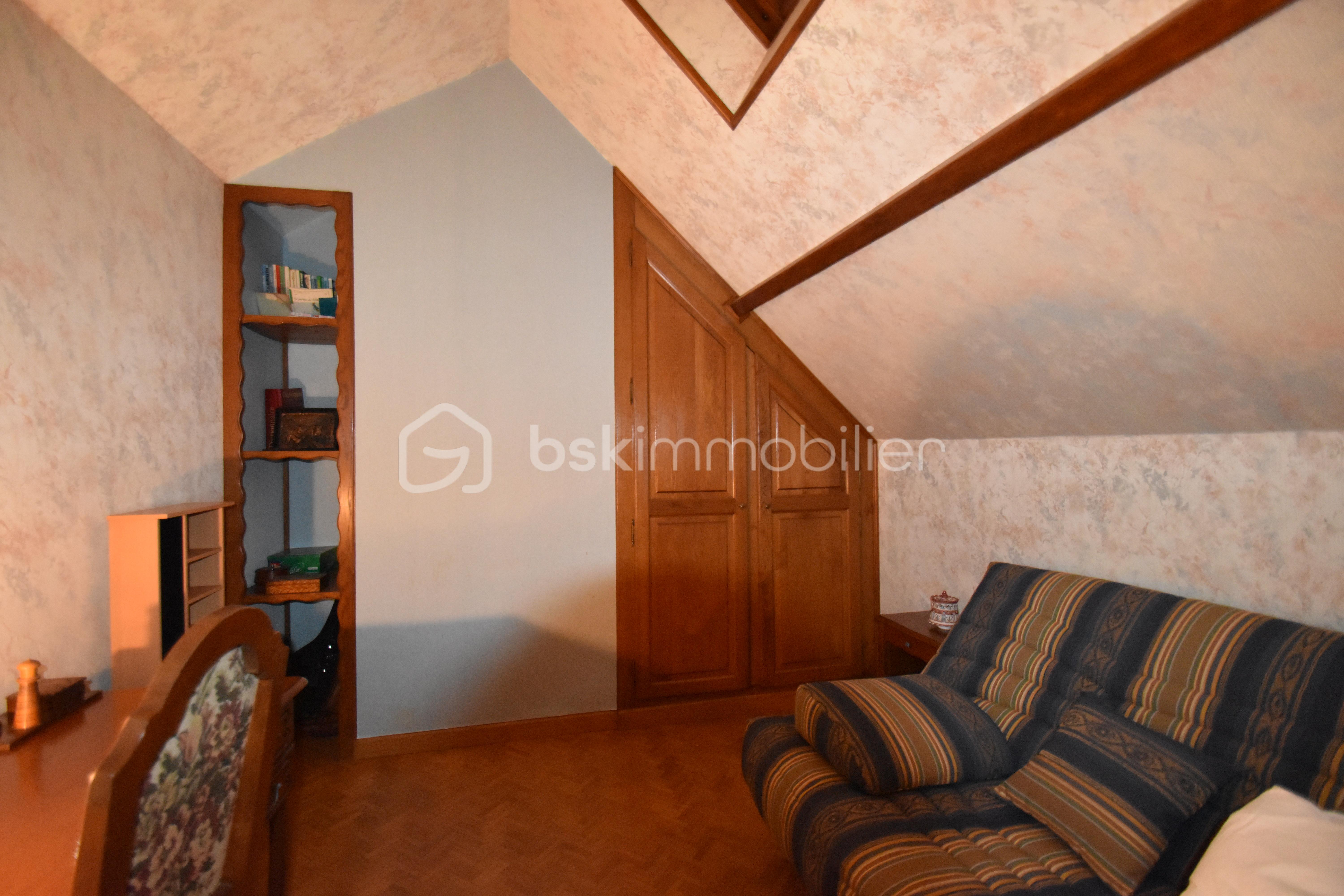 Maison en pierre de 96 m² - cham13.JPG