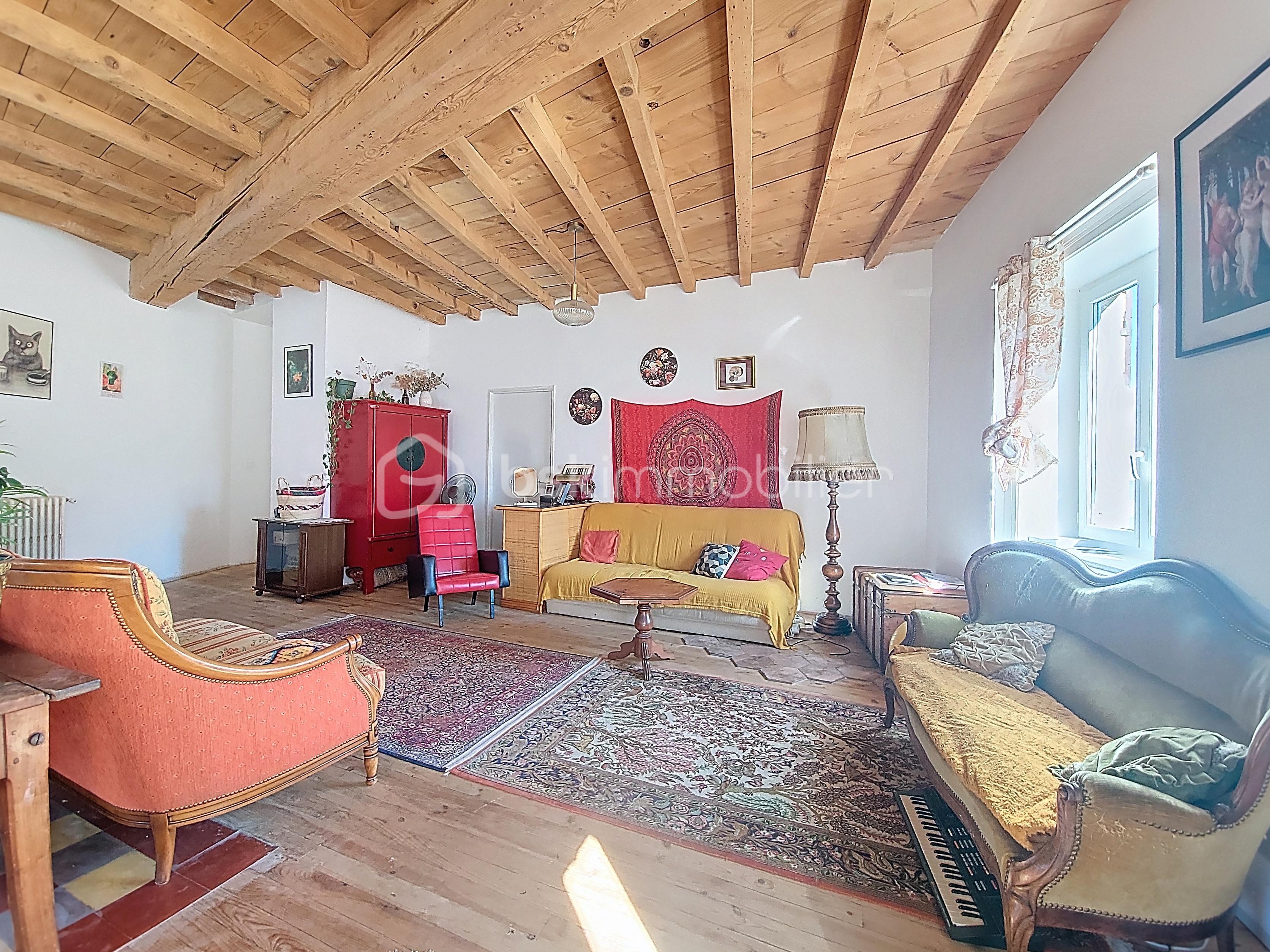Maison de village de 170 m² - Séjour (4).jpg