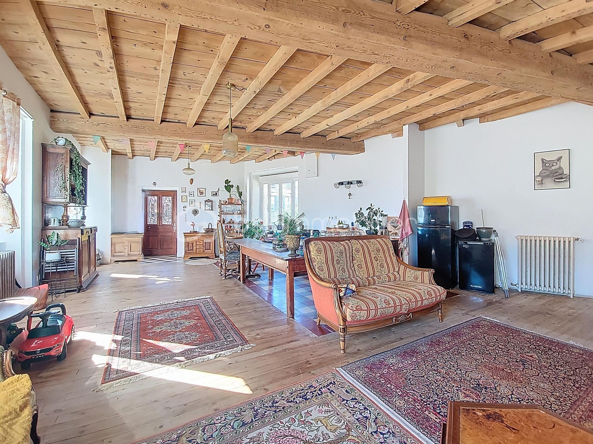 Maison de village de 170 m² - Séjour.jpg