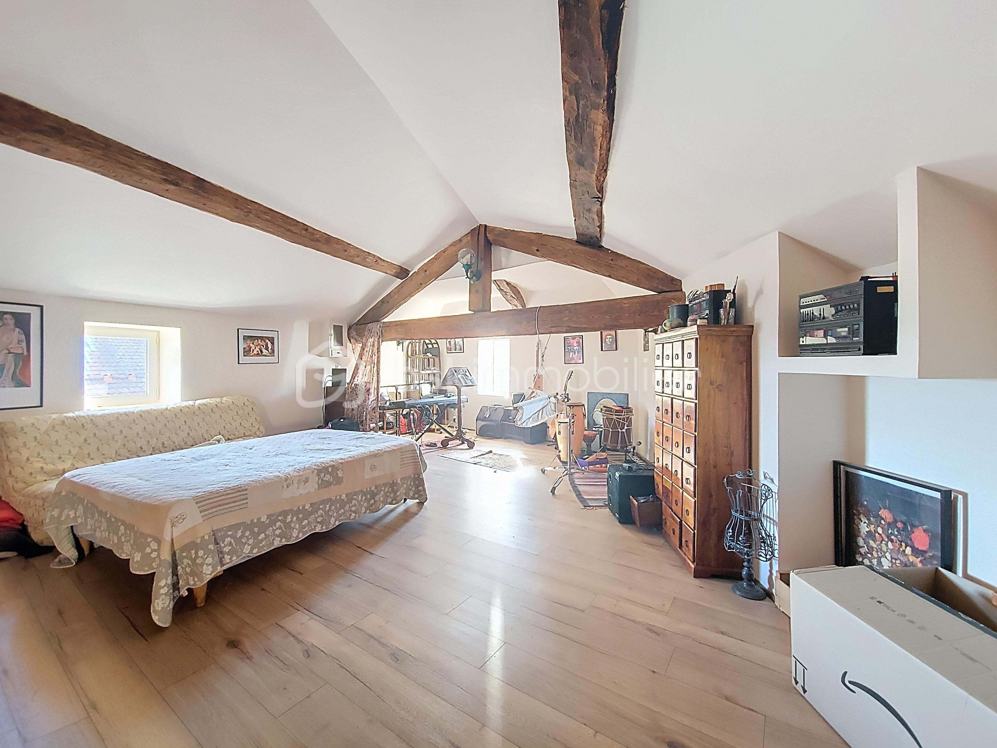 Maison de village de 170 m² - Pièce (2).jpg