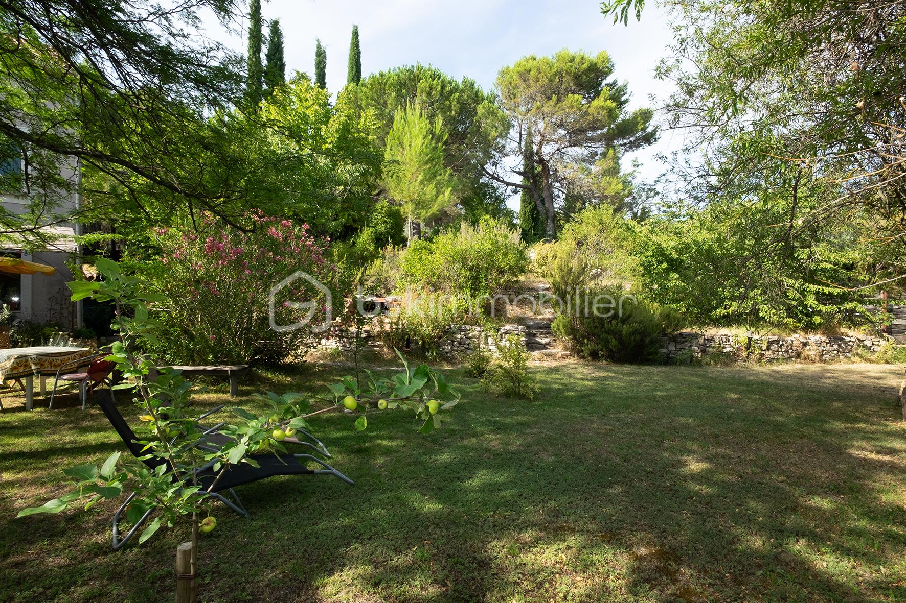 2242 300dpi jardin du bas.jpg