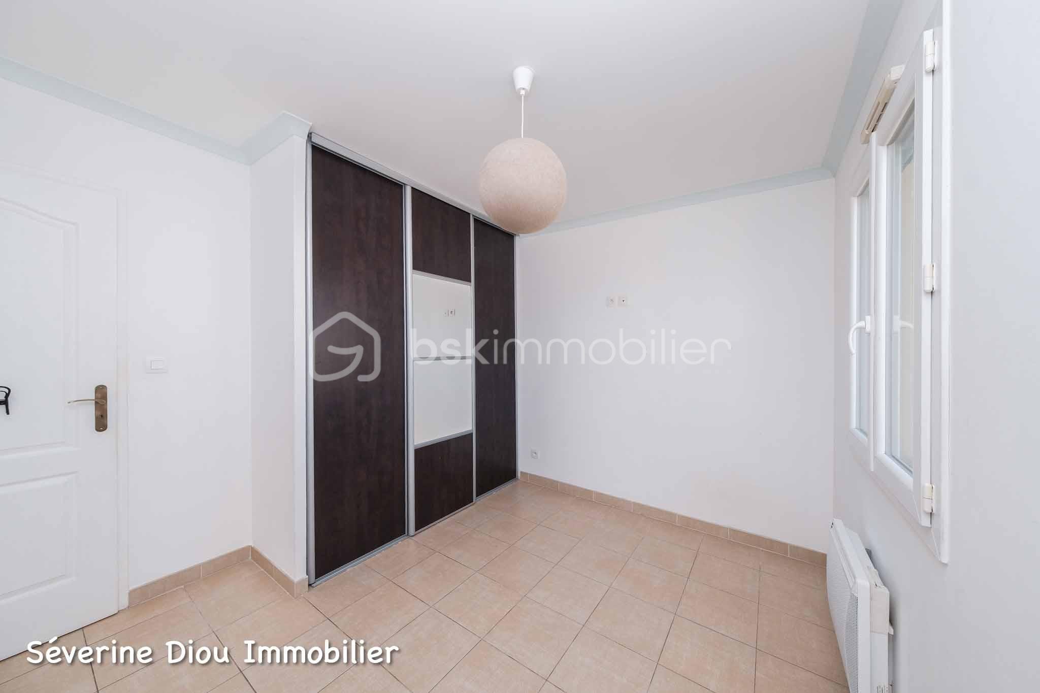 Maison traditionnelle de 97,42 m² - DSCF6853.jpg