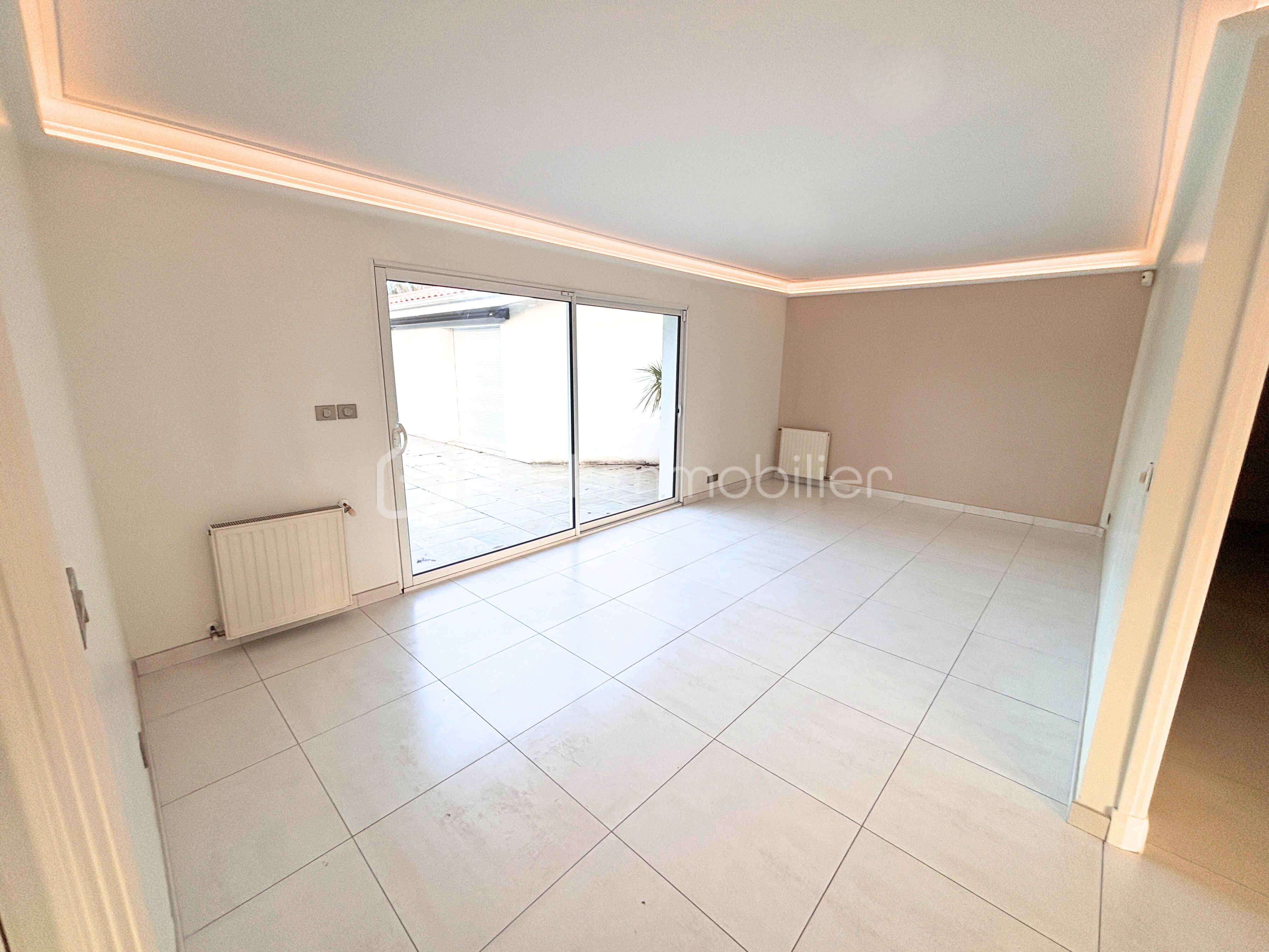 Maison contemporaine de 186 m² - 6.jpg