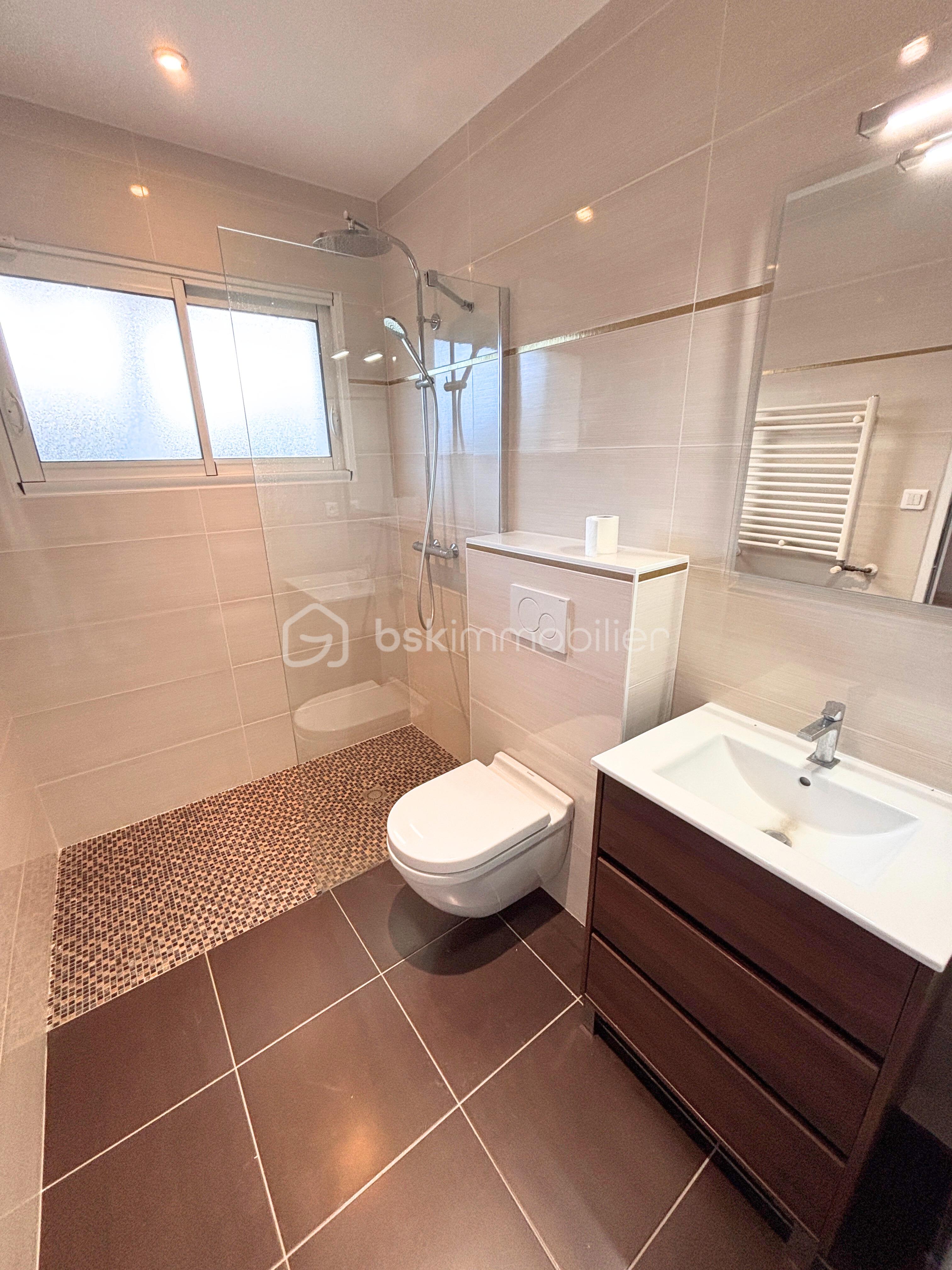 Maison contemporaine de 186 m² - 11.jpg