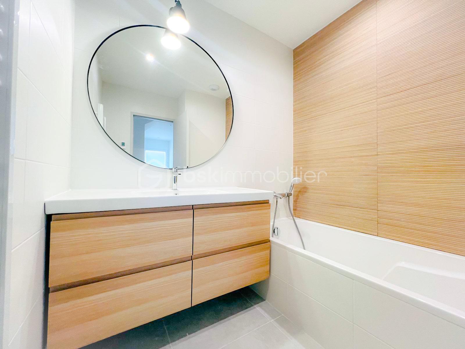 Maison de 97,03 m² - SDB.jpg