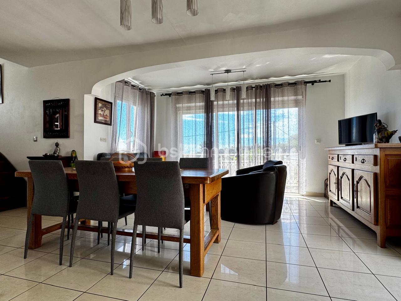 Maison traditionnelle de 115 m² - WhatsApp Image 2025-12-09 at 16.55.43.jpeg