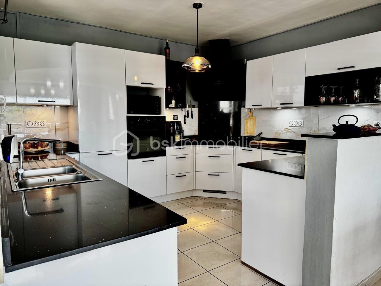 Maison de 115 m² - IMG-20251106-WA0003.jpg