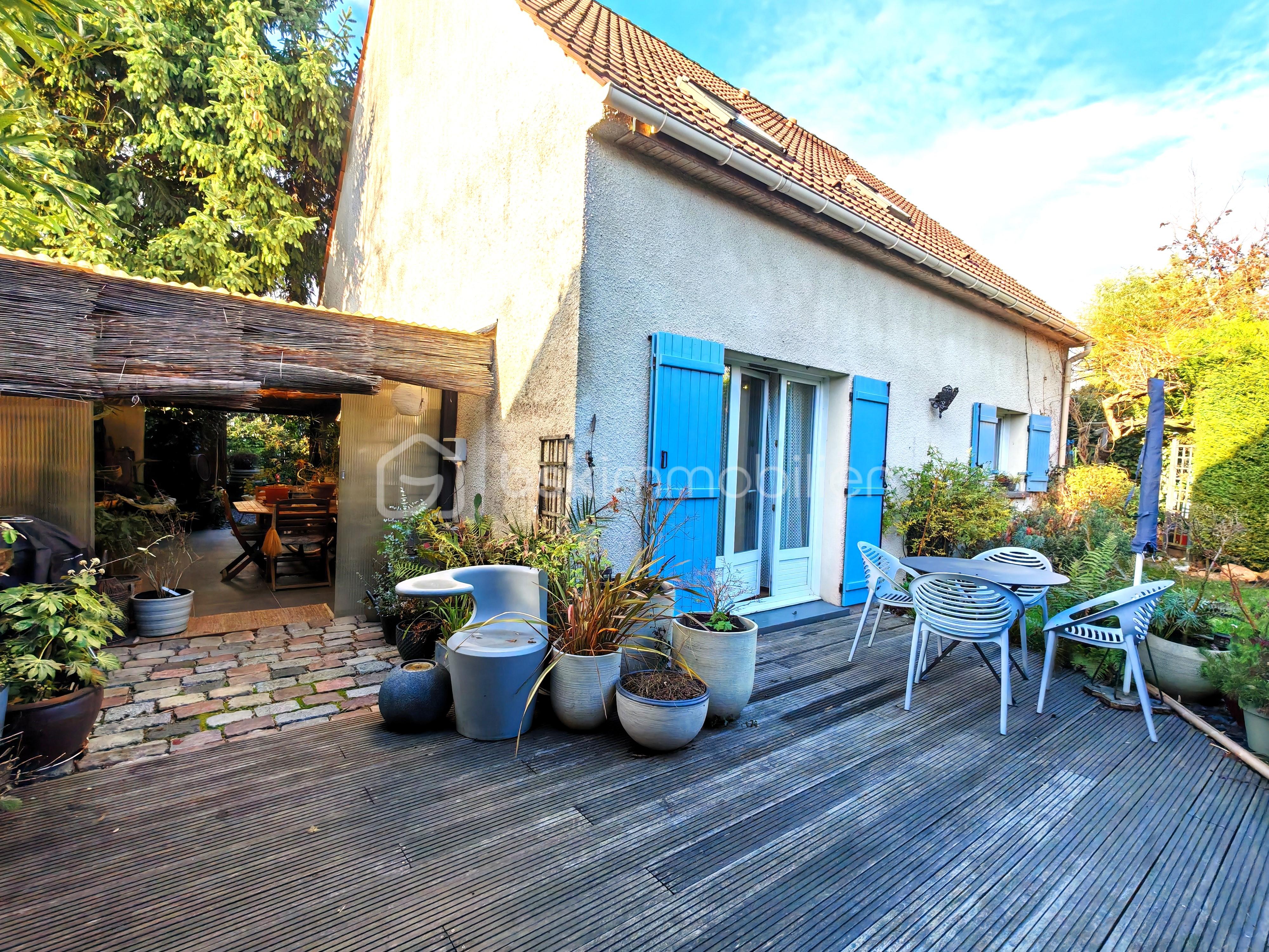 Maison de 100 m² - EXT.jpg