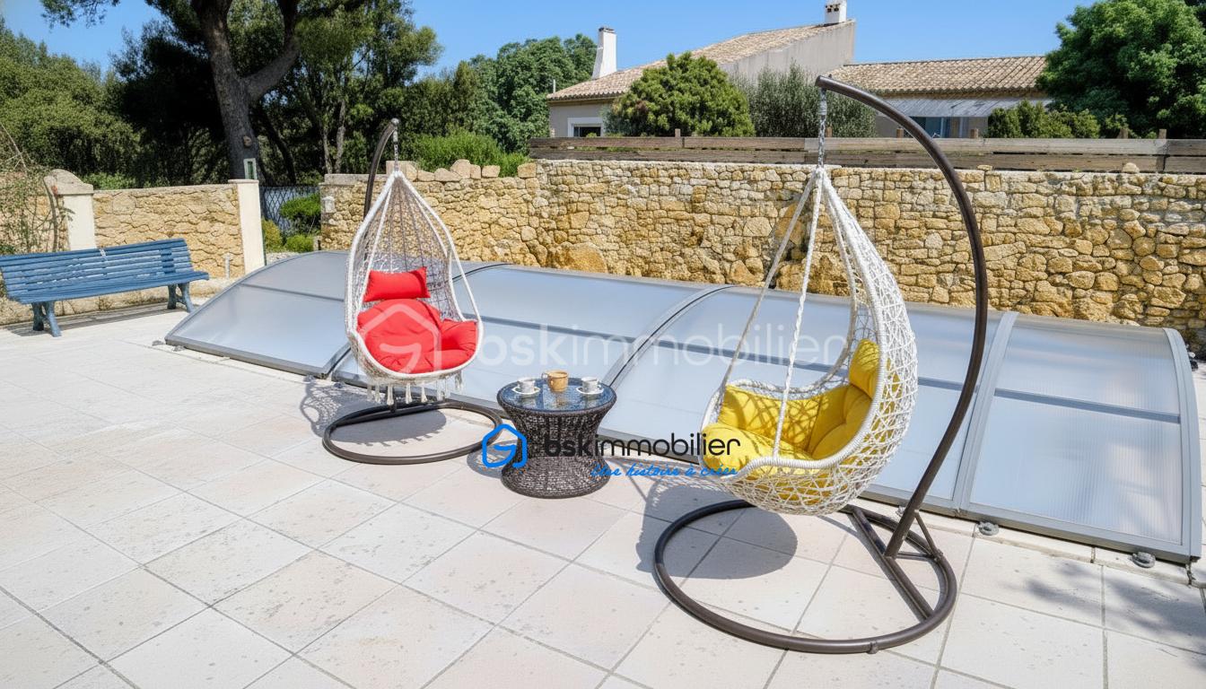 Piscine Maison Aureille Barras 3.png