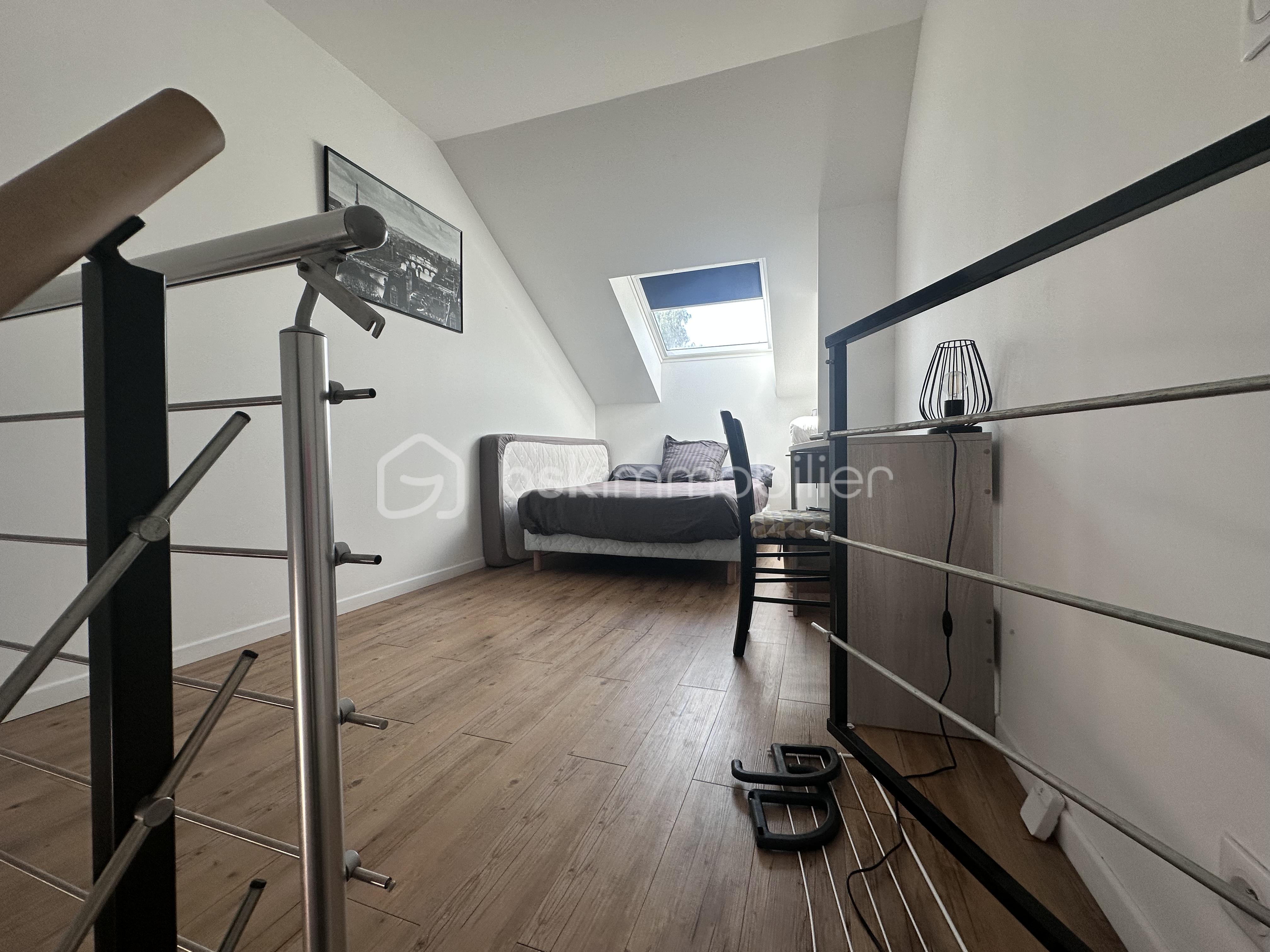 Maison traditionnelle de 100,25 m² - 29478ED2-DB99-4846-A0FB-43DF9DF63B6A 2.JPG