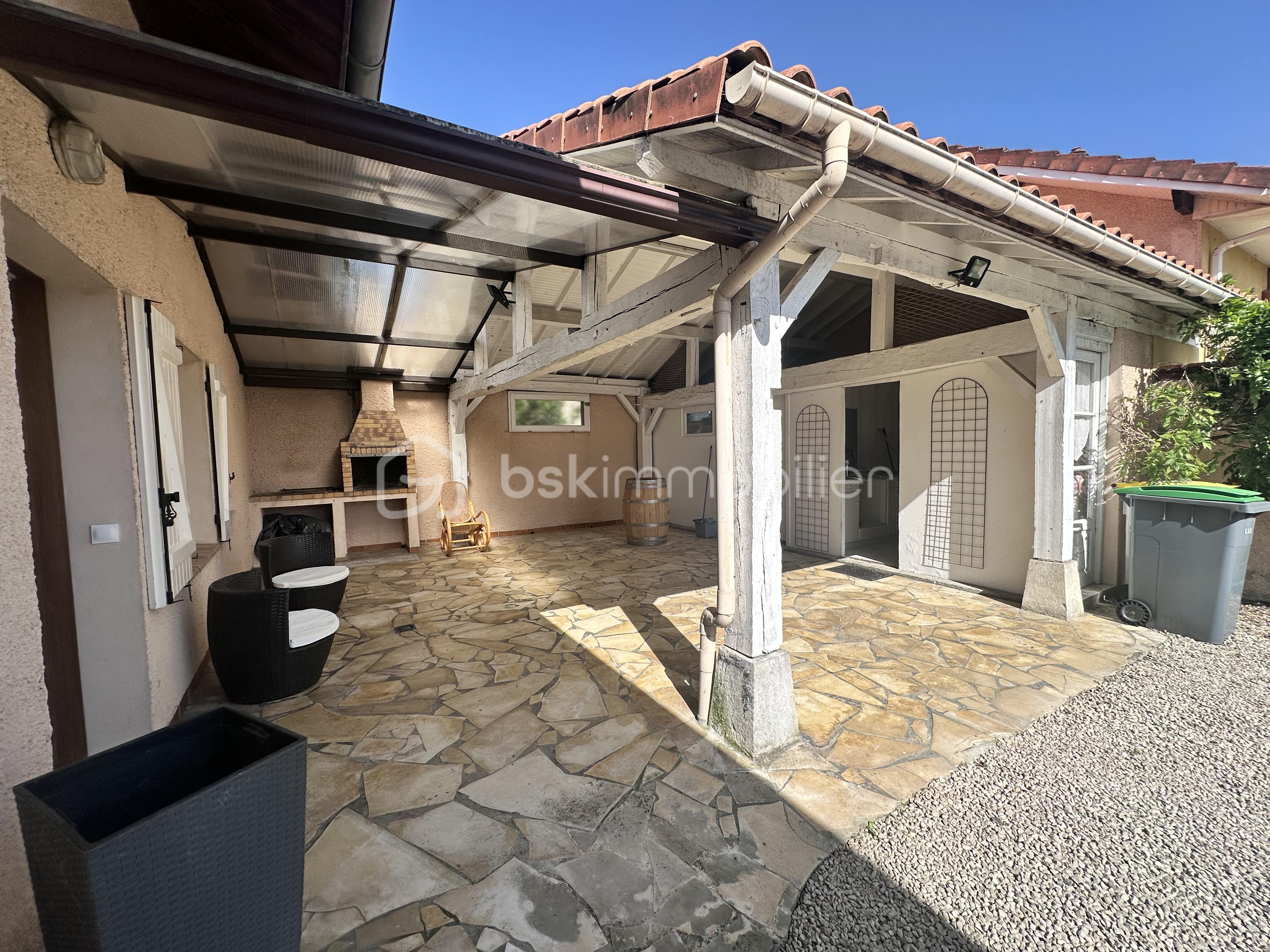 Maison traditionnelle de 100,25 m² - 4819023D-1820-41E8-A4F8-4F148695BCE4 2.JPG