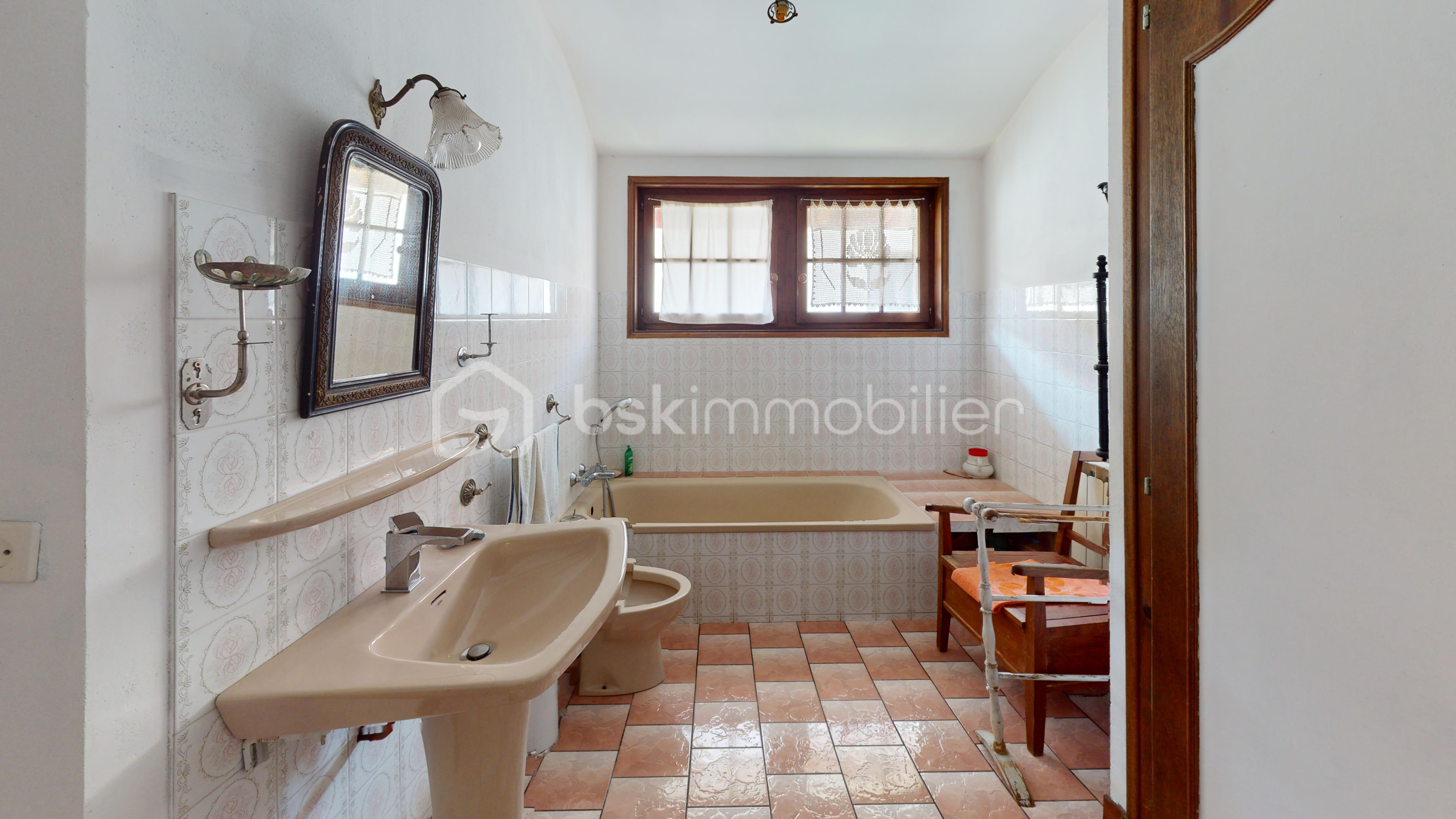Maison-Maitena-Bathroom.jpg