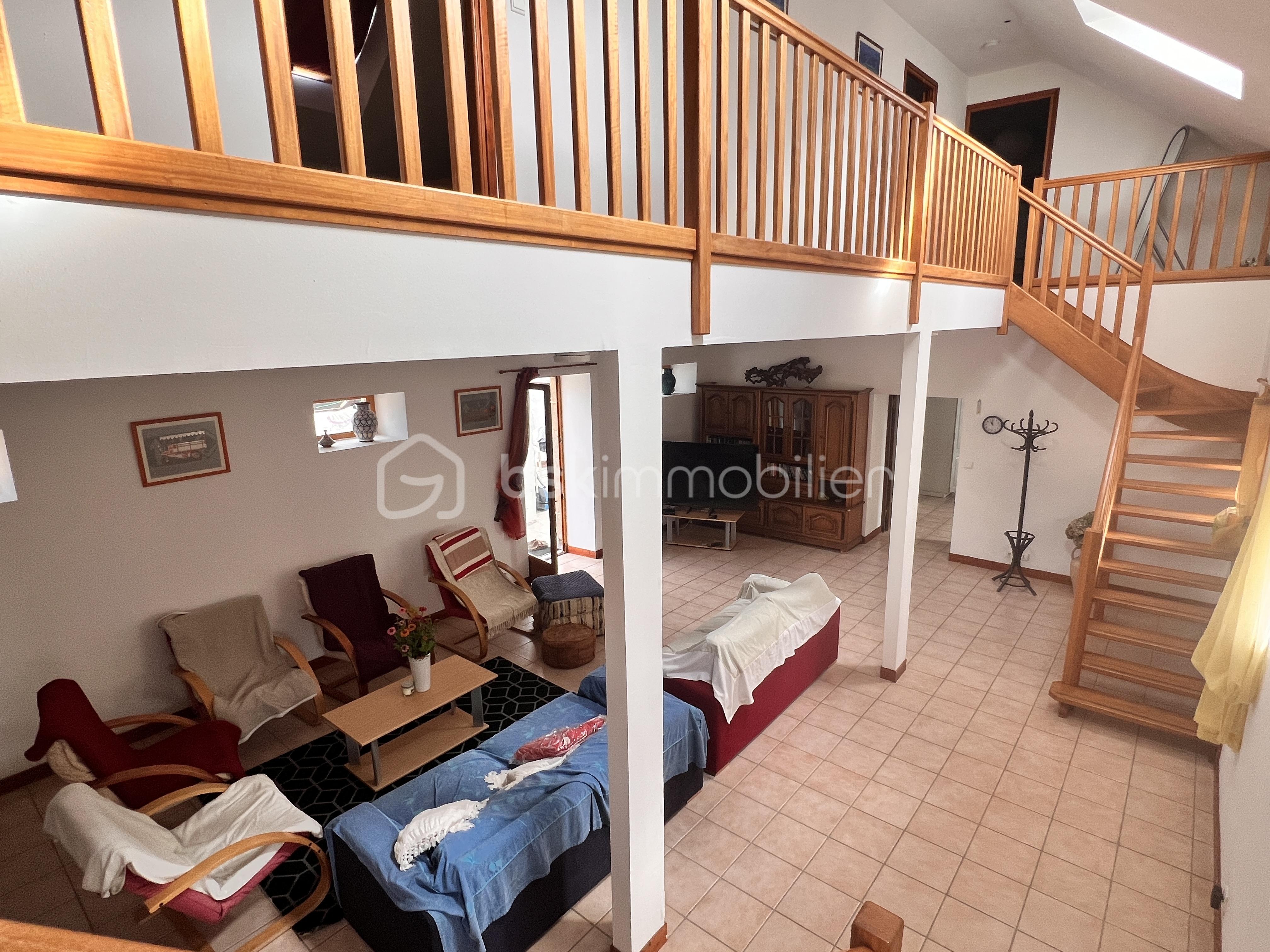 Maison de 660 m² - 18.JPG