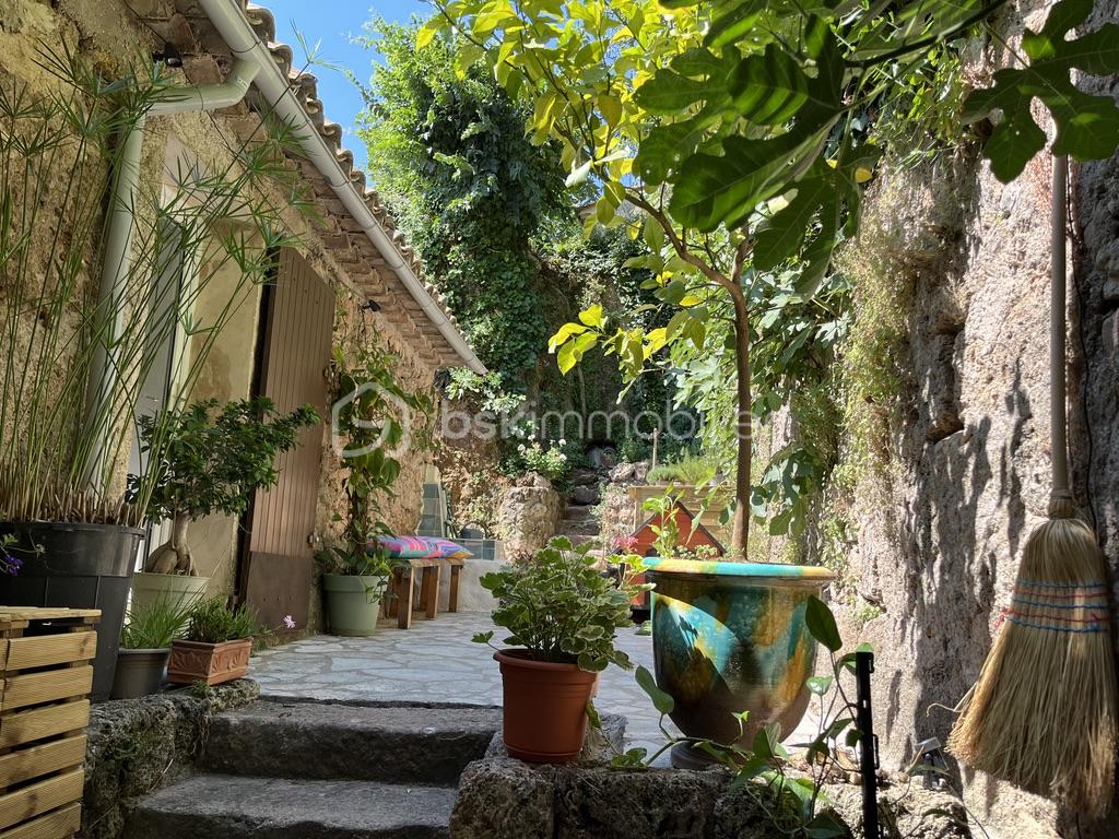 Demeure de 239 m² - UNADJUSTEDNONRAW_thumb_29db.jpg