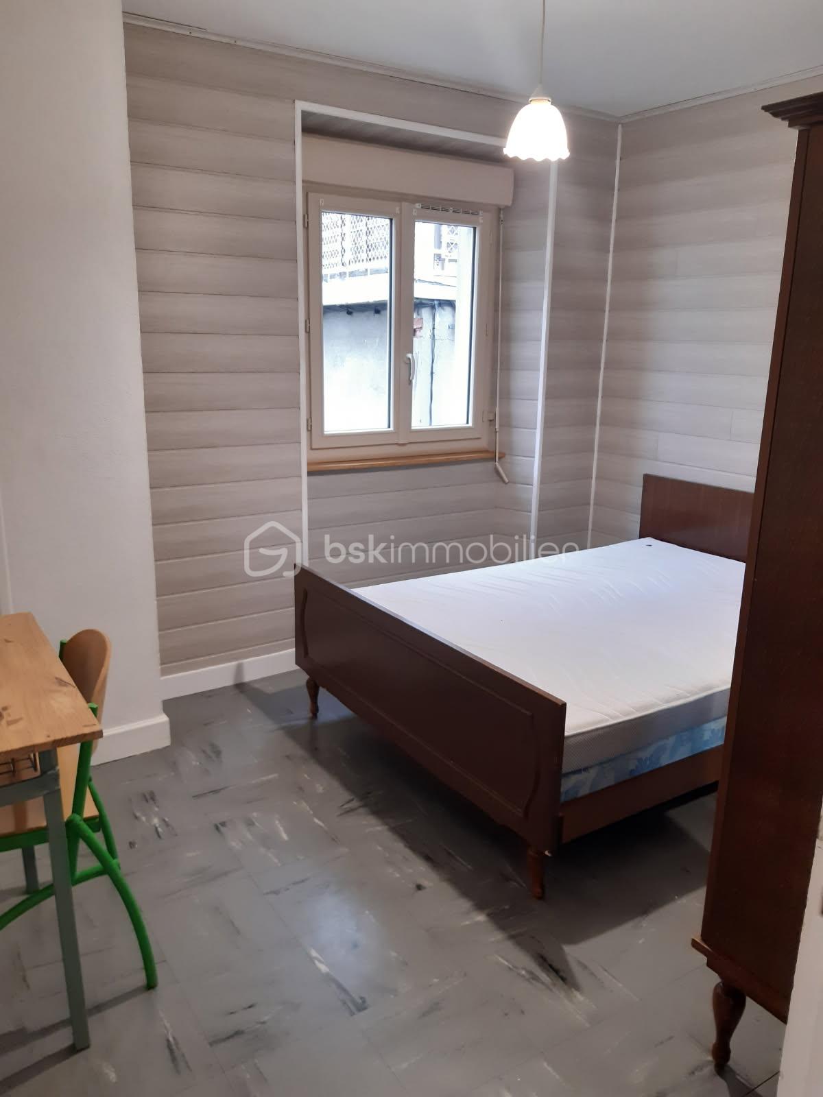 Immeuble de 142 m² - 136247759563854480 3.JPG