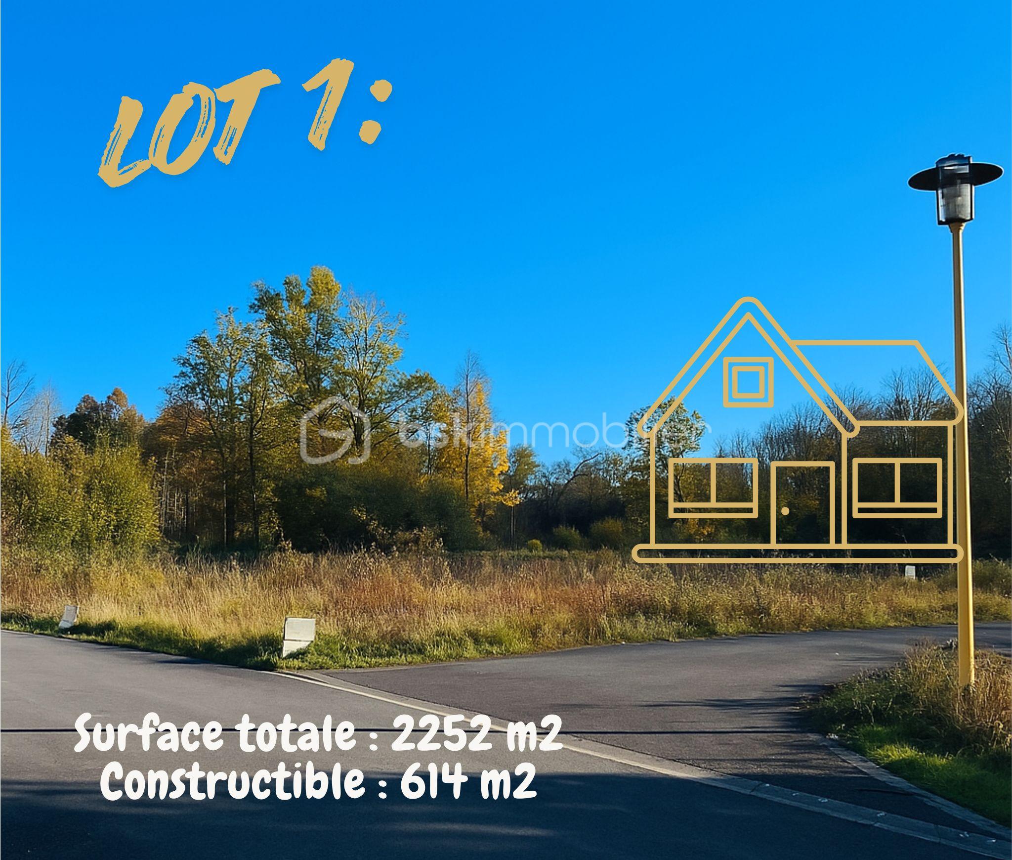 Terrain de 2 252 m²