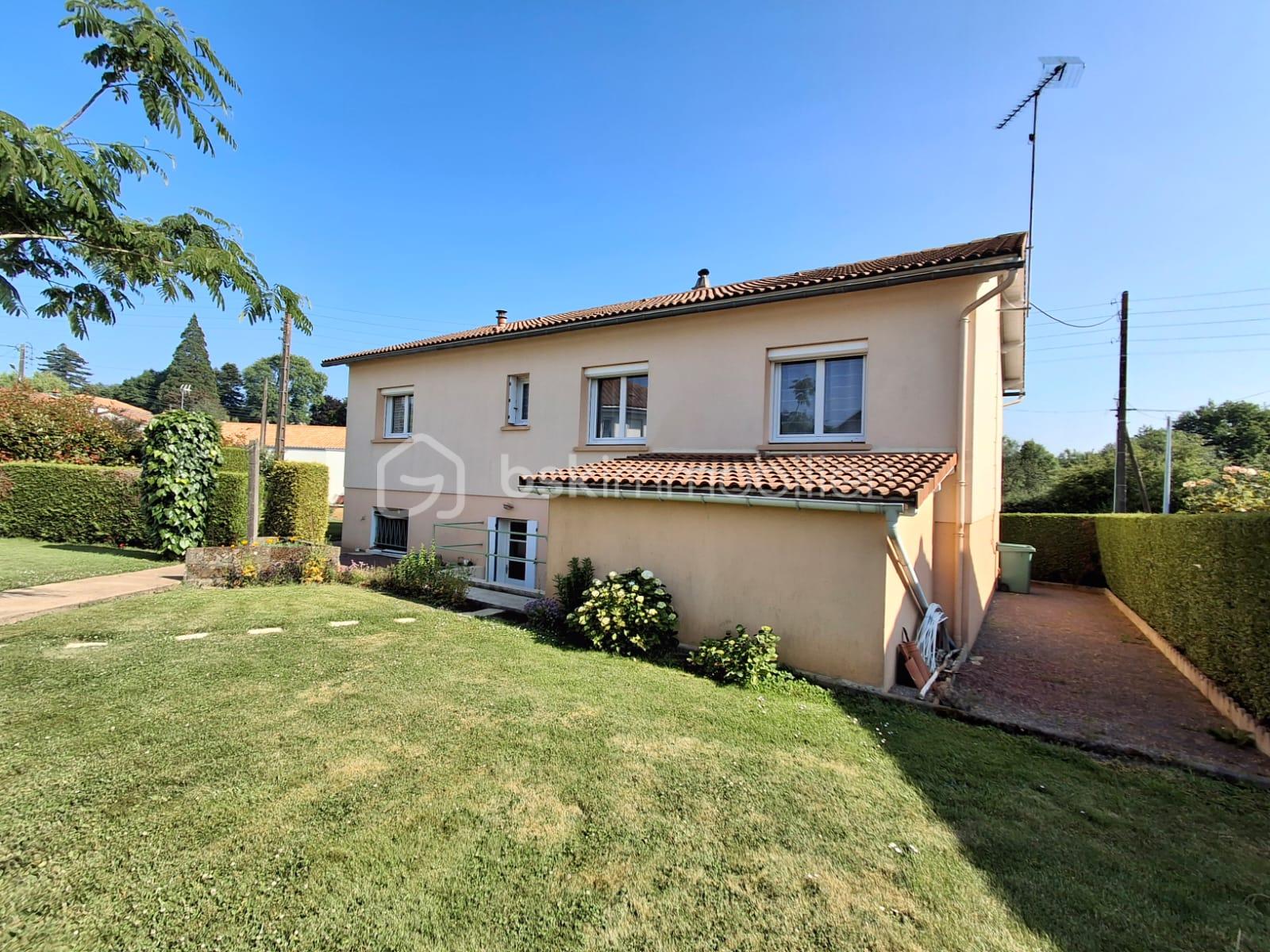 Maison de village de 98 m² - WhatsApp Image 2025-06-18 à 17.40.17_a7166e3f.jpg