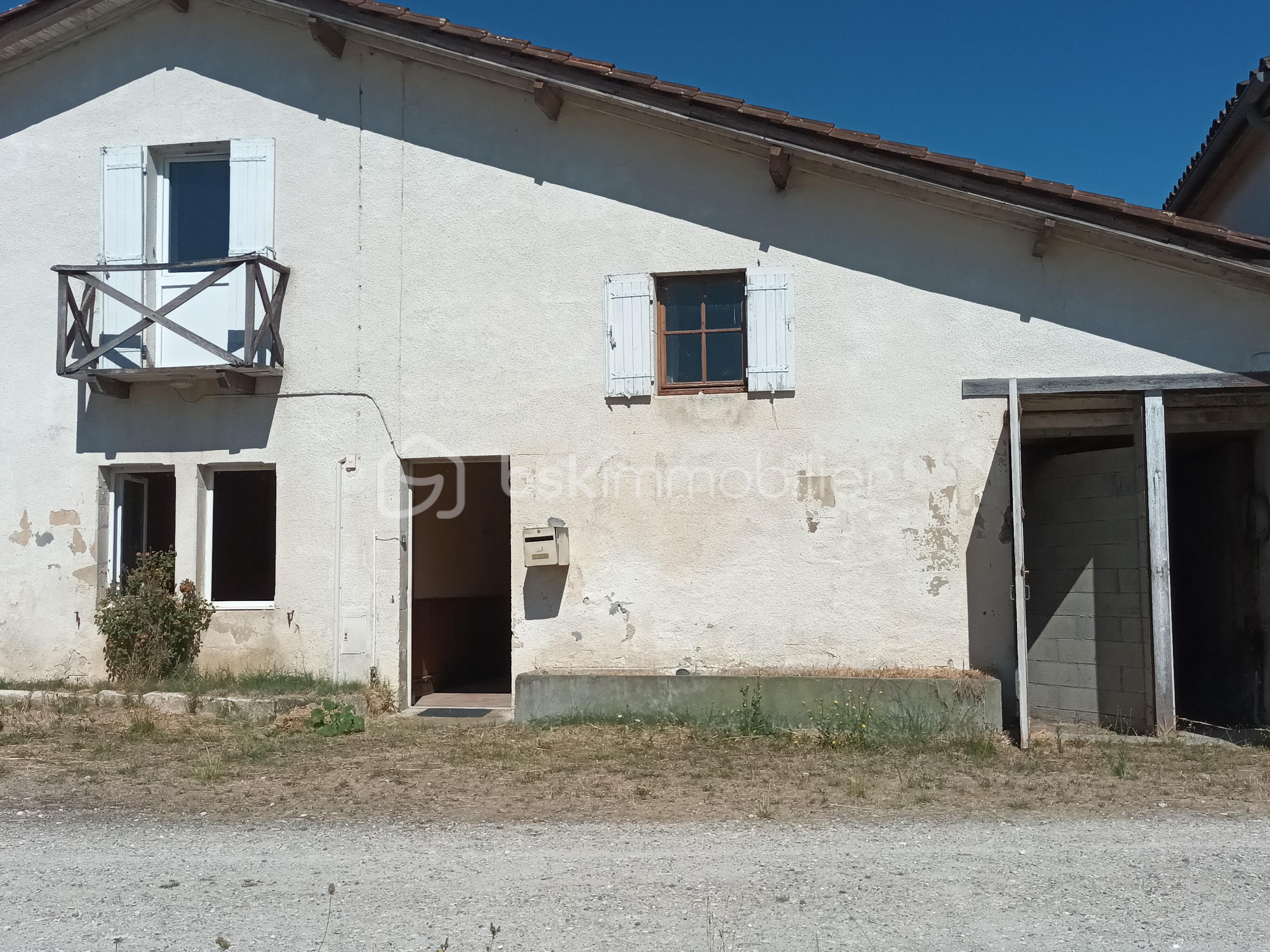 Corps de ferme de 379 m² - 20250807_114633.jpg