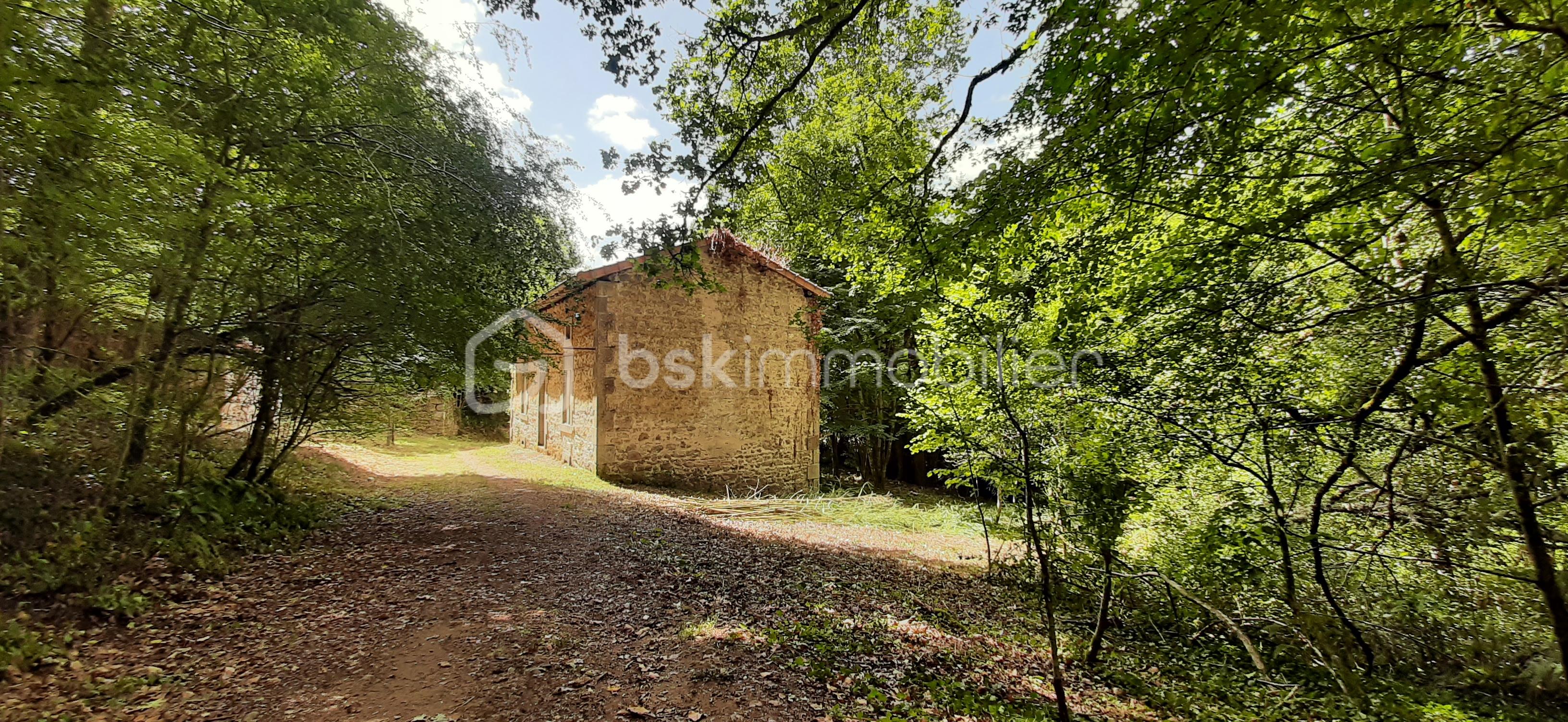 Maison 1 pièce 60 m² · à Abjat-sur-Bandiat · 60 m² · 99 500 €