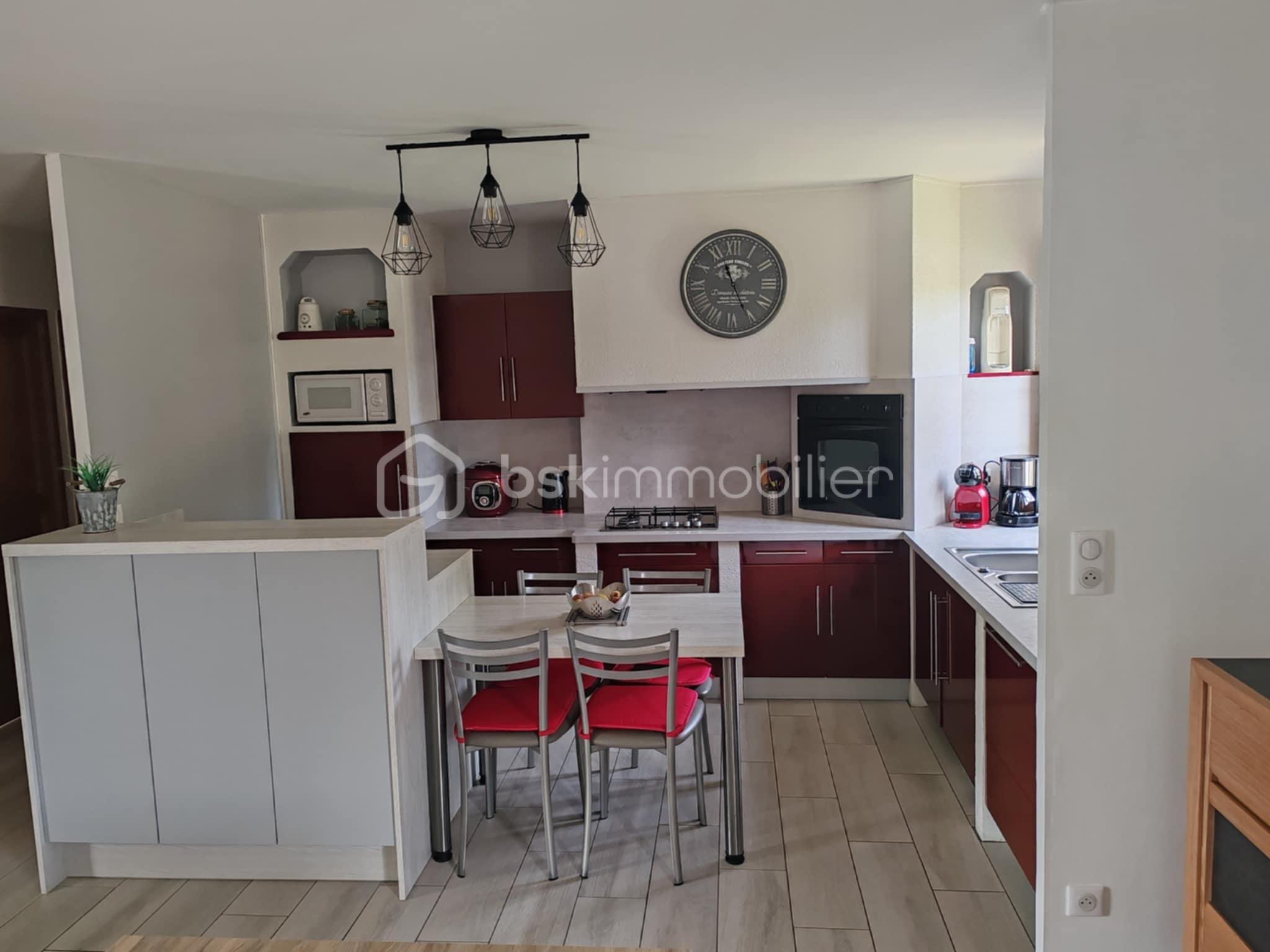 Pavillon de 94 m² - 2f7fe38b-95ed-4d40-a6a8-861b14d82f71.jpg