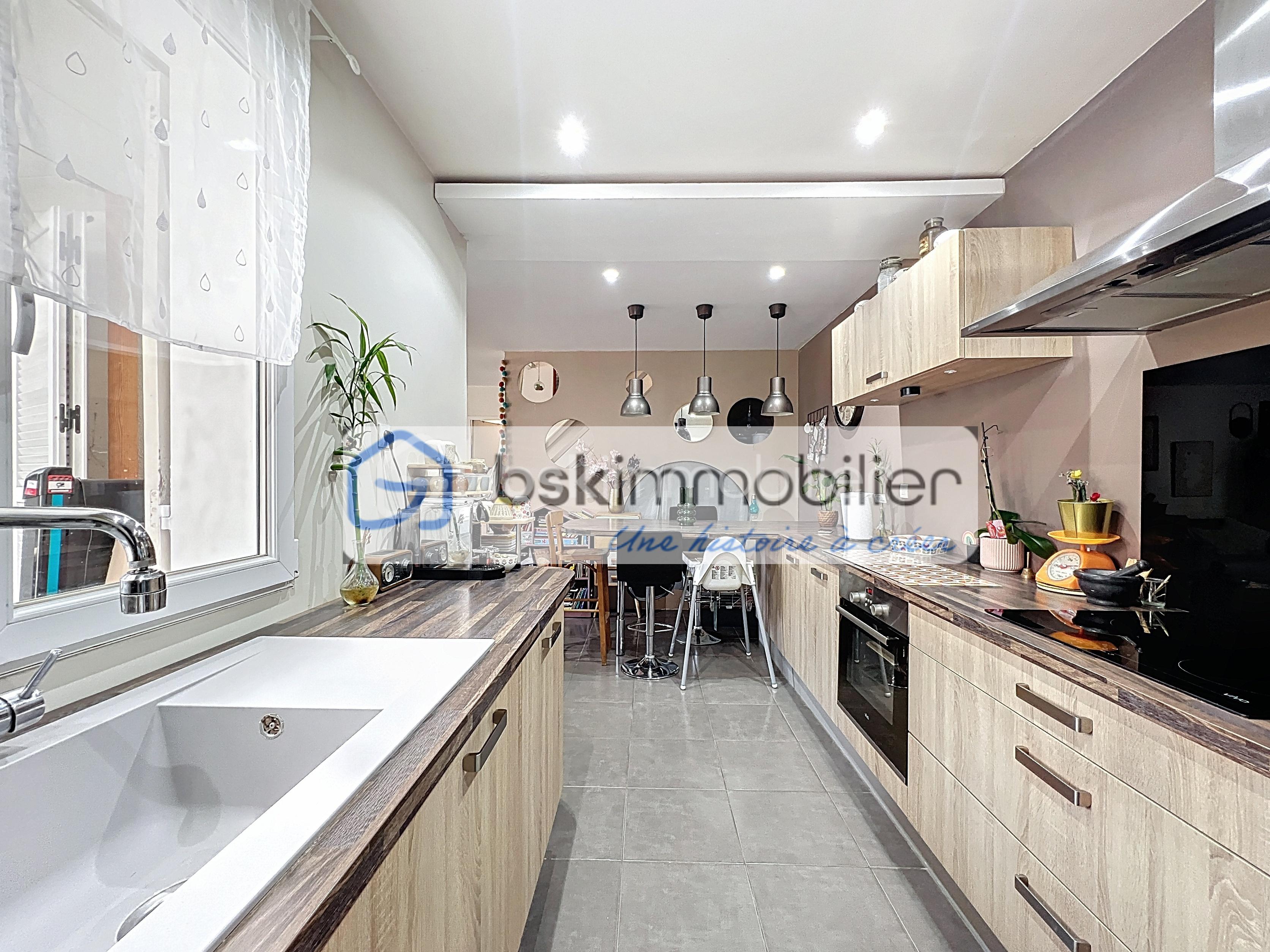 Maison traditionnelle de 100 m² - qelia_00014.jpg