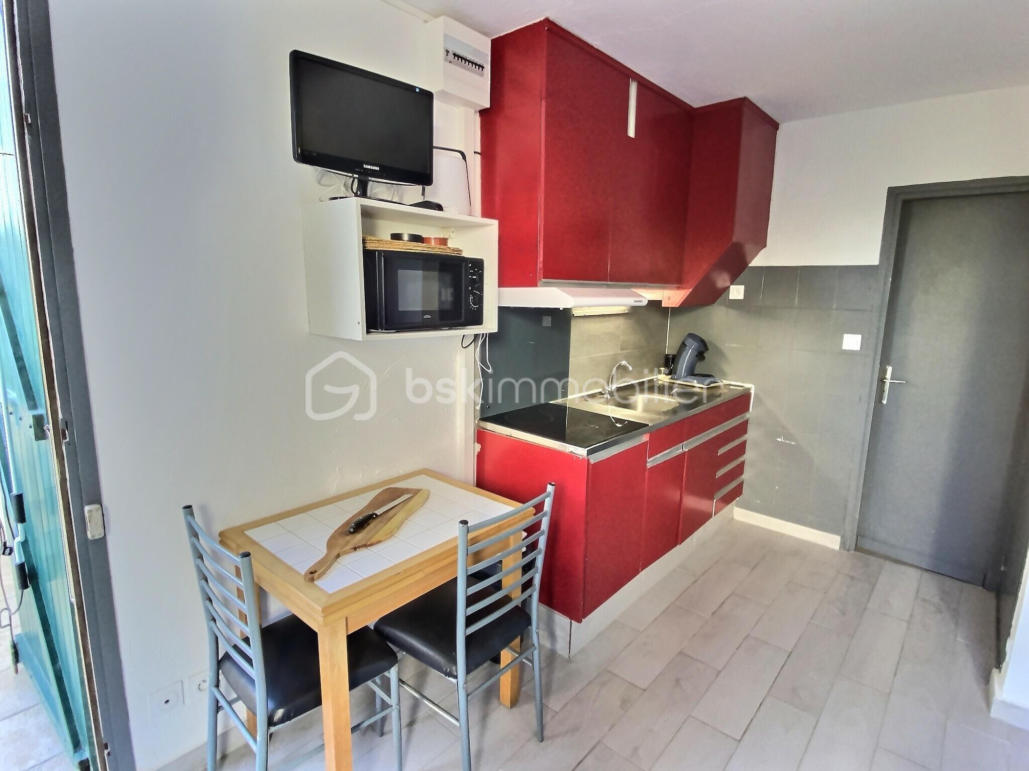 Appartement de 16 m² - exposio_132946756.jpg
