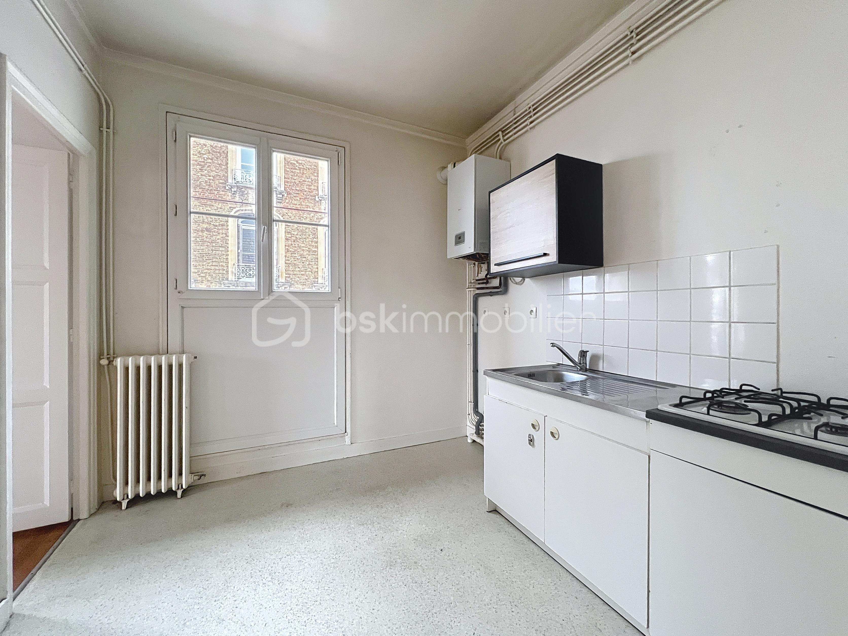 Immeuble mixte de 397,40 m² - bruyant_00004.jpeg