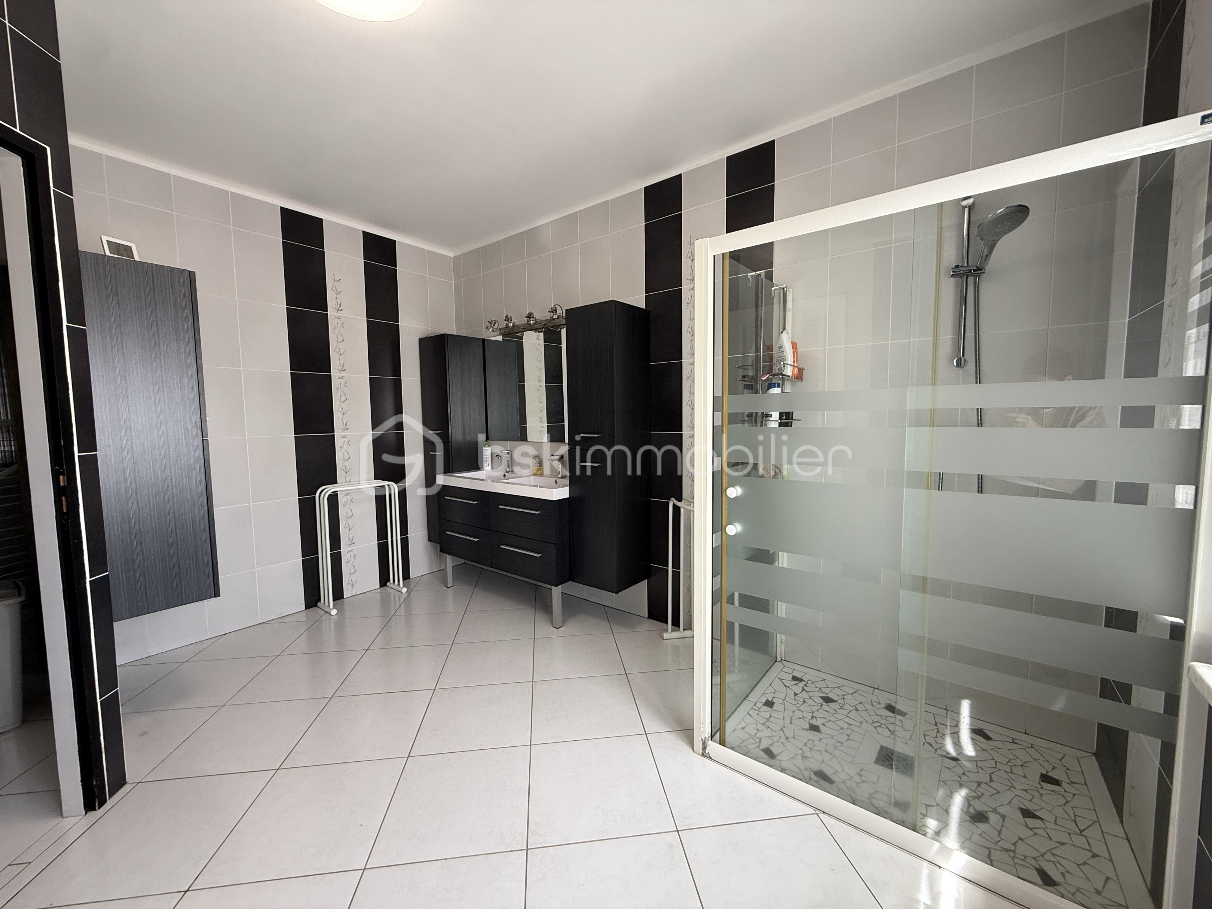 Maison de 177 m² - tempImageznsPTF.png