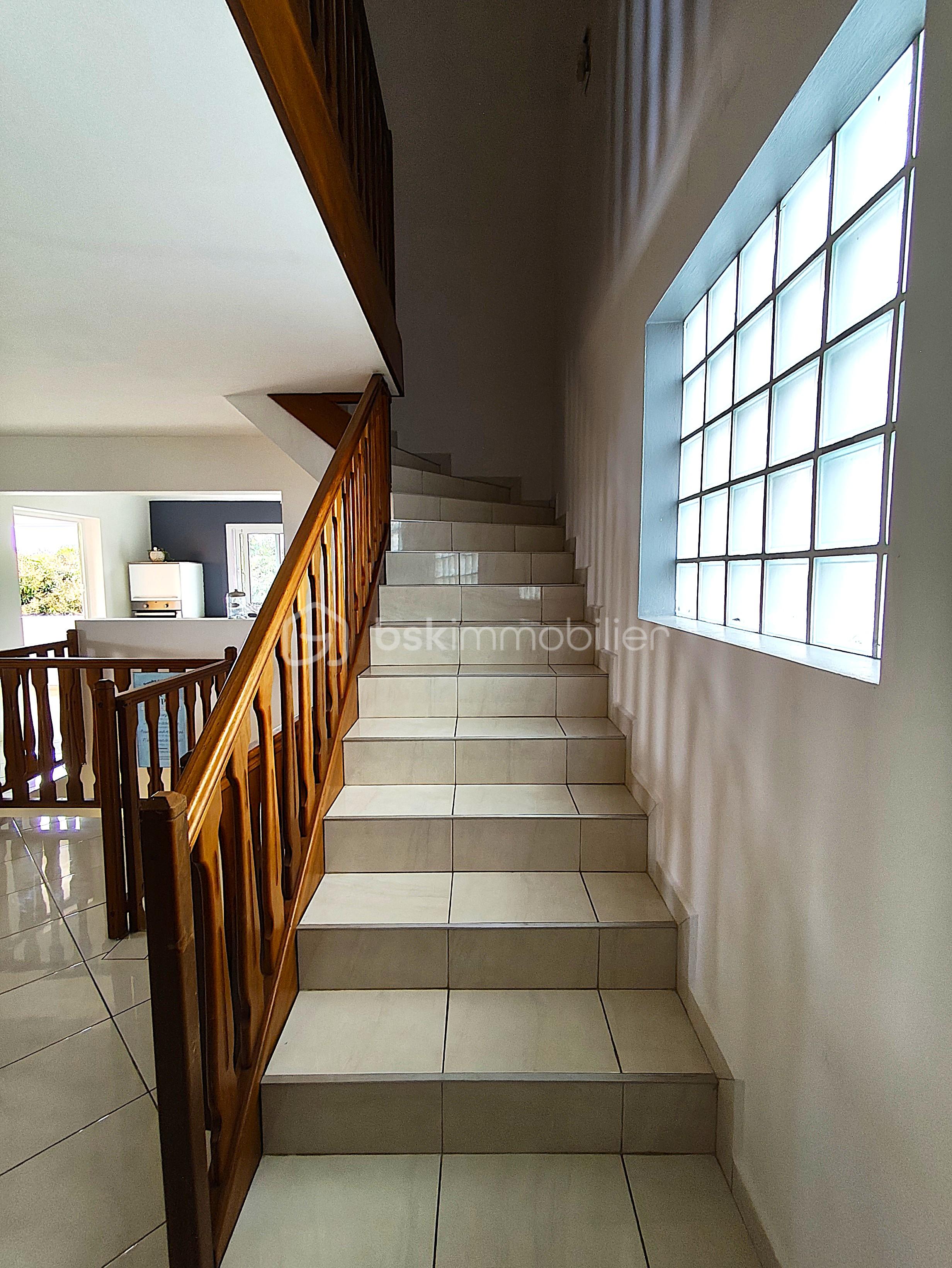 Maison de 115 m² - Escalier.jpg