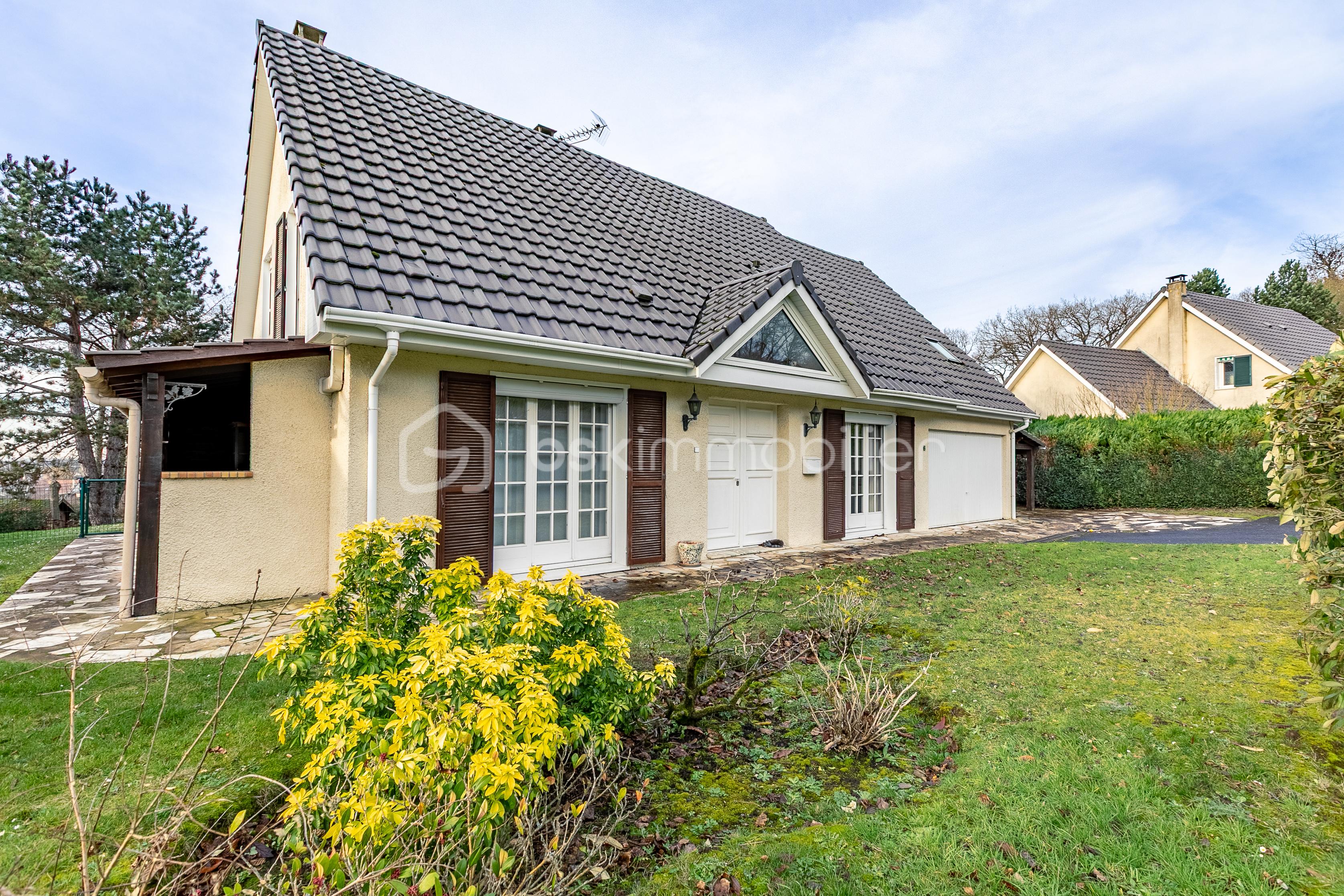 Maison contemporaine de 243 m²