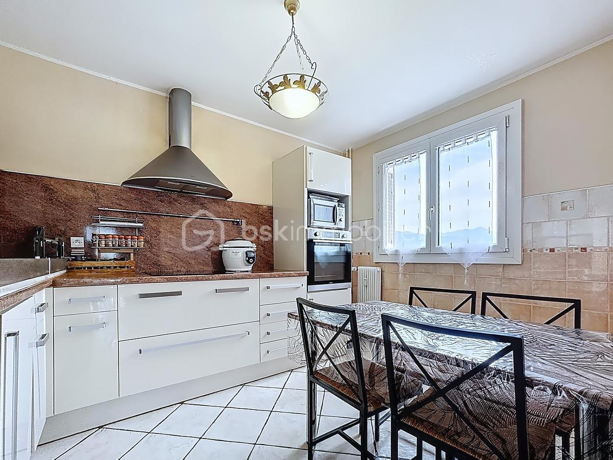 Appartement de 101,79 m² - image_processing20250804-1-viqwd9.jpg