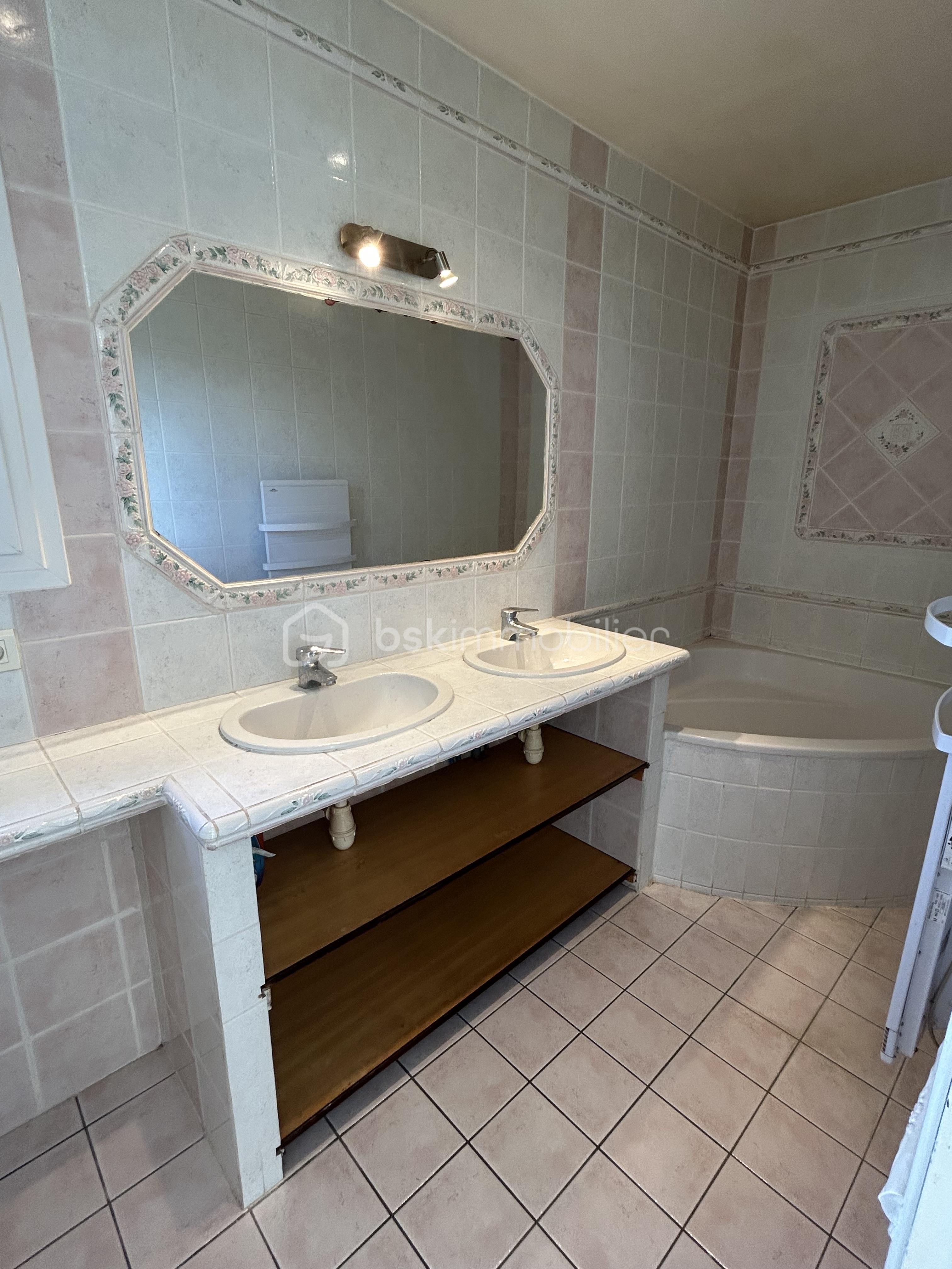 Maison de 85 m² - salle de bain.jpg