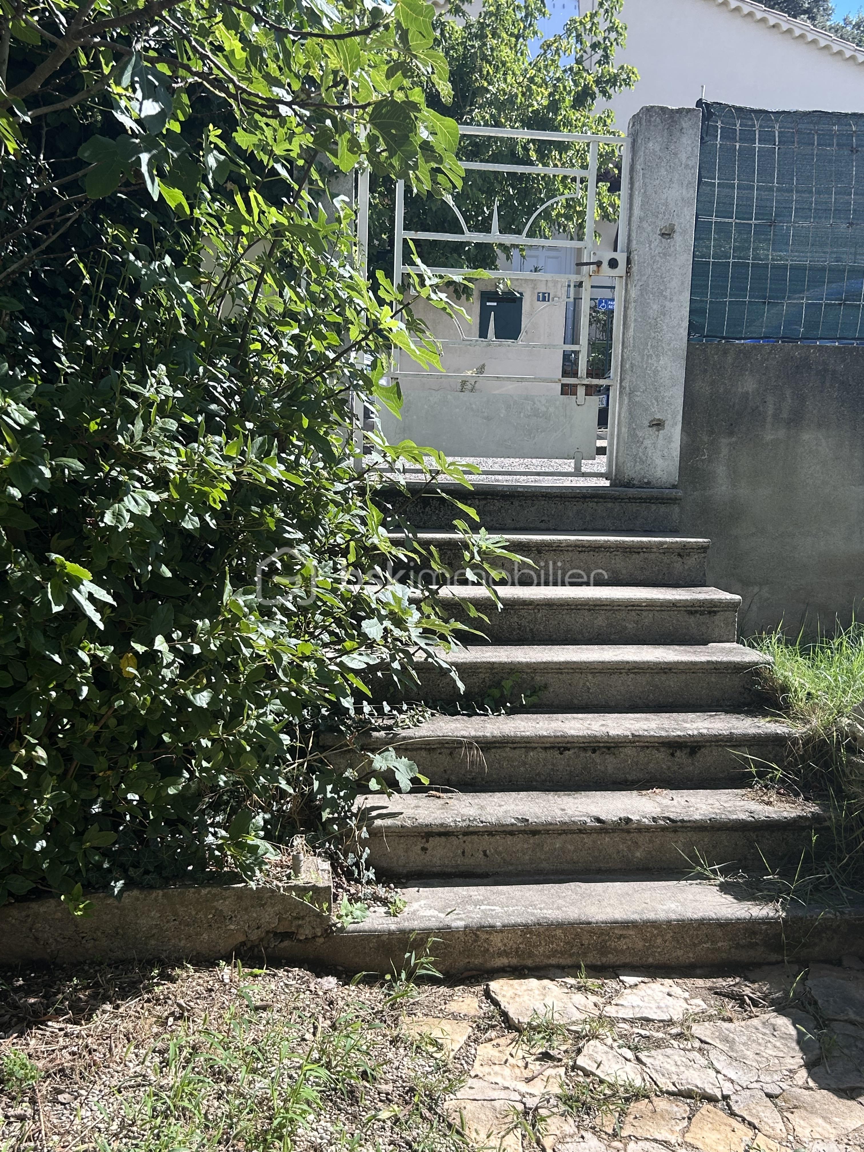 Maison de 85 m² - portillon jardin.jpg