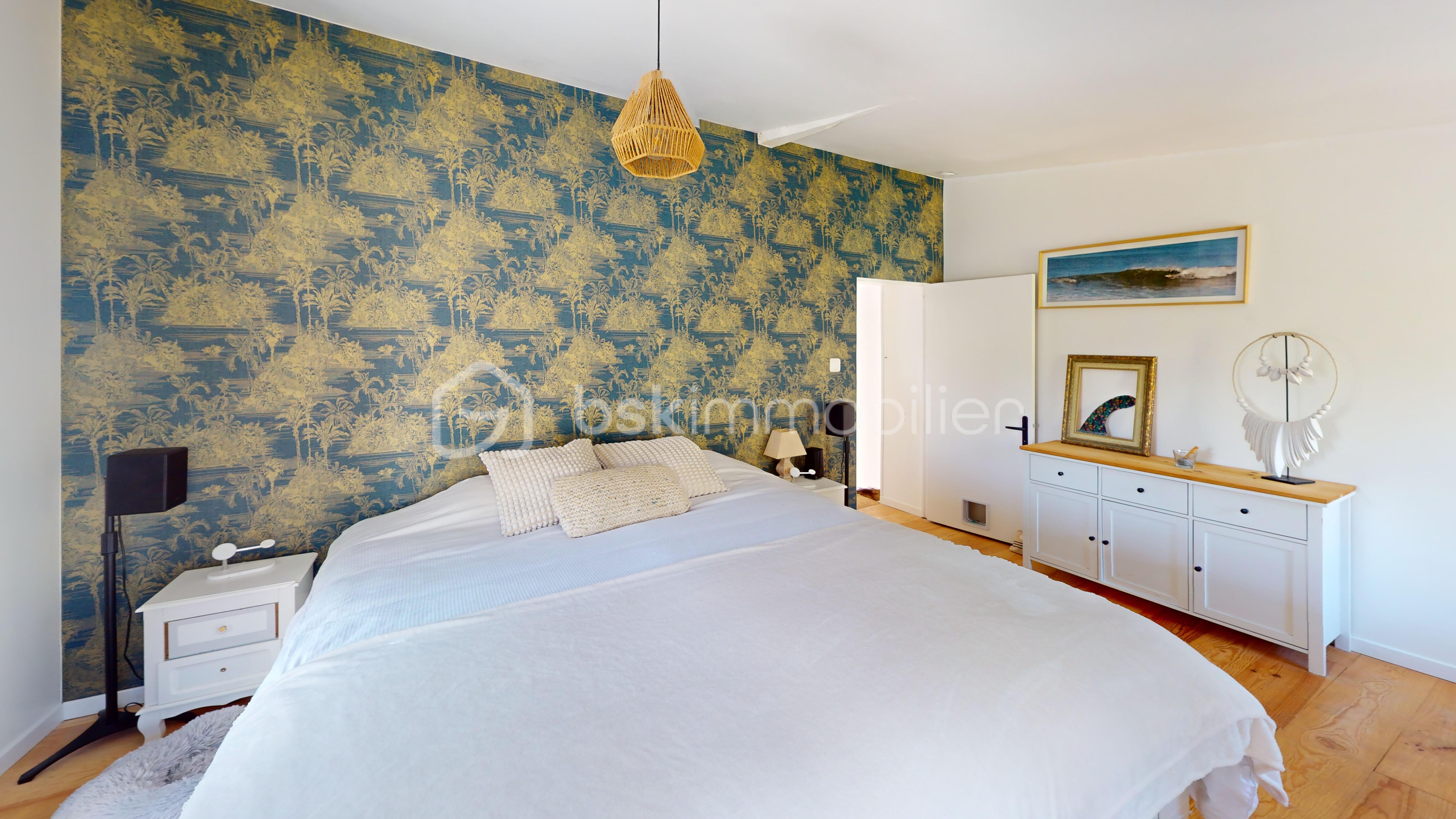 422-Avenue-Des-Pyrenees-Bedroom 4.jpg