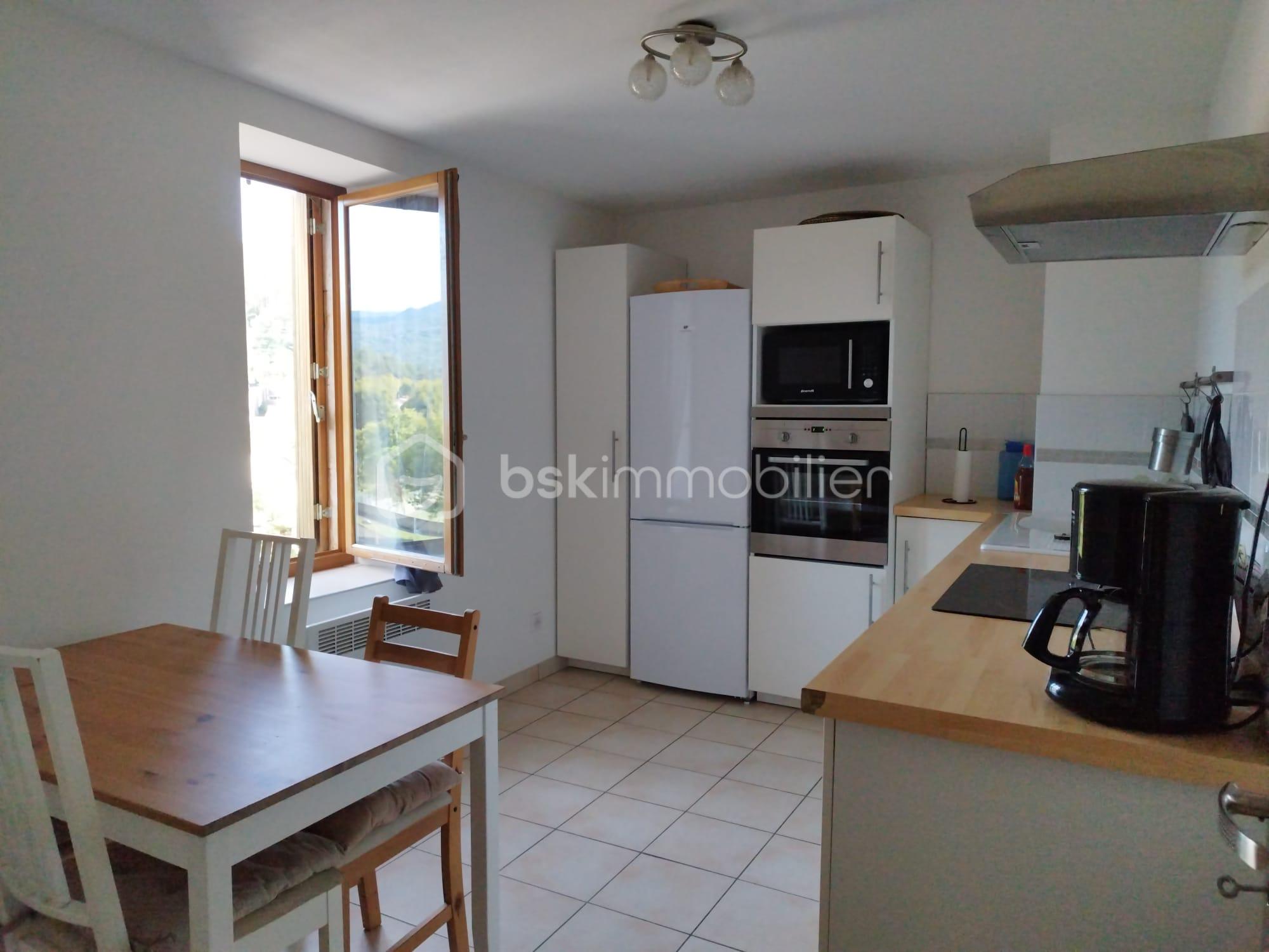 Immeuble mixte de 166 m² - WhatsApp Image 2024-10-22 at 16.35.41-2.jpeg