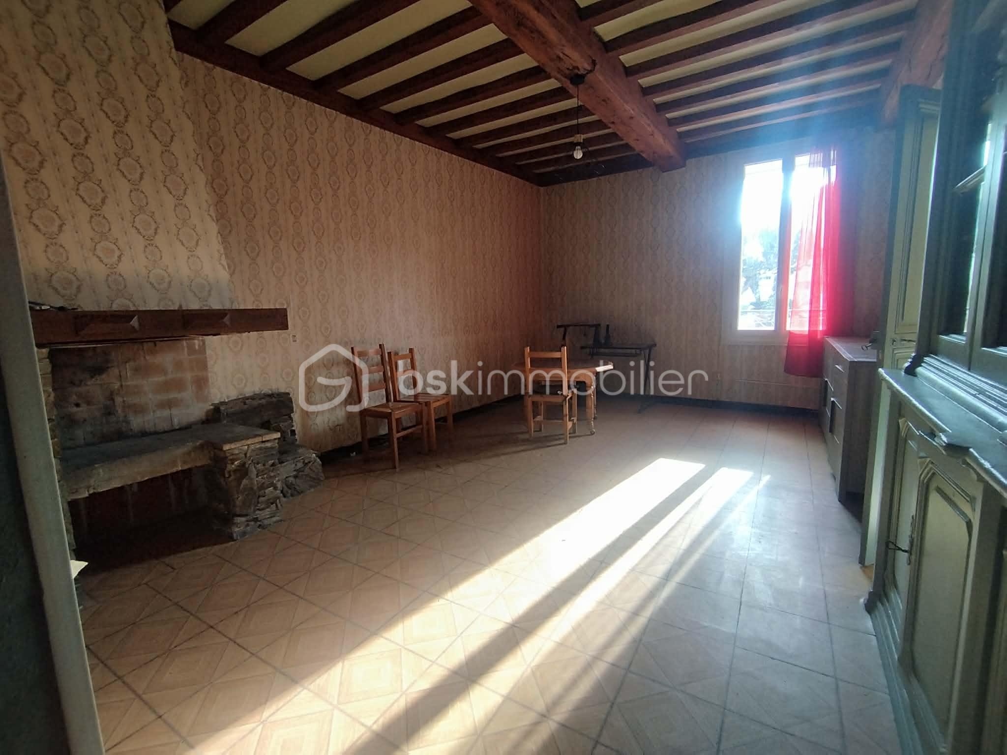 Maison de 300 m² - ac600056-acc0-496e-8dcc-e6a628bac2d5.jpg